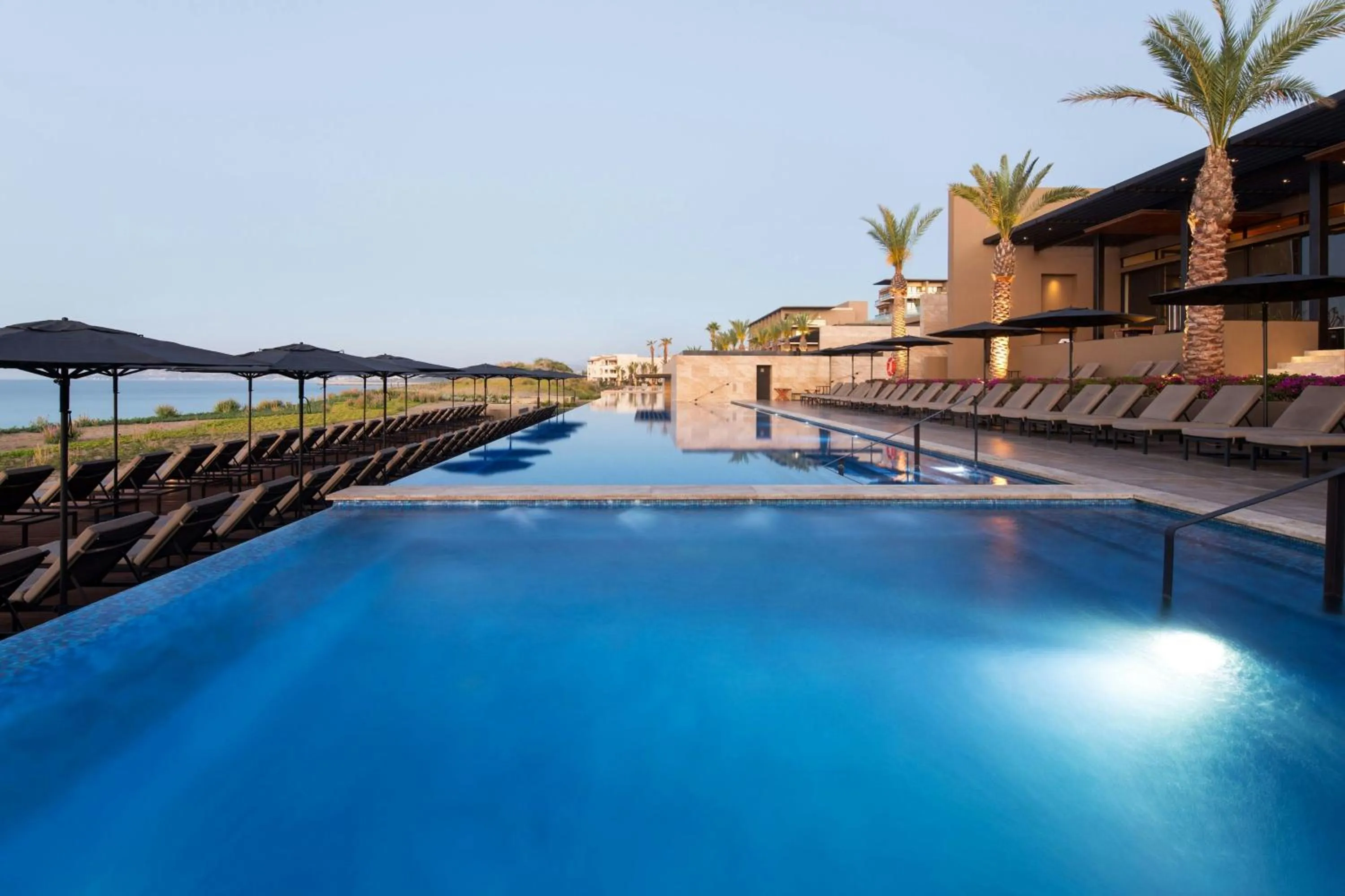 Swimming pool in JW Marriott Los Cabos Beach Resort & Spa