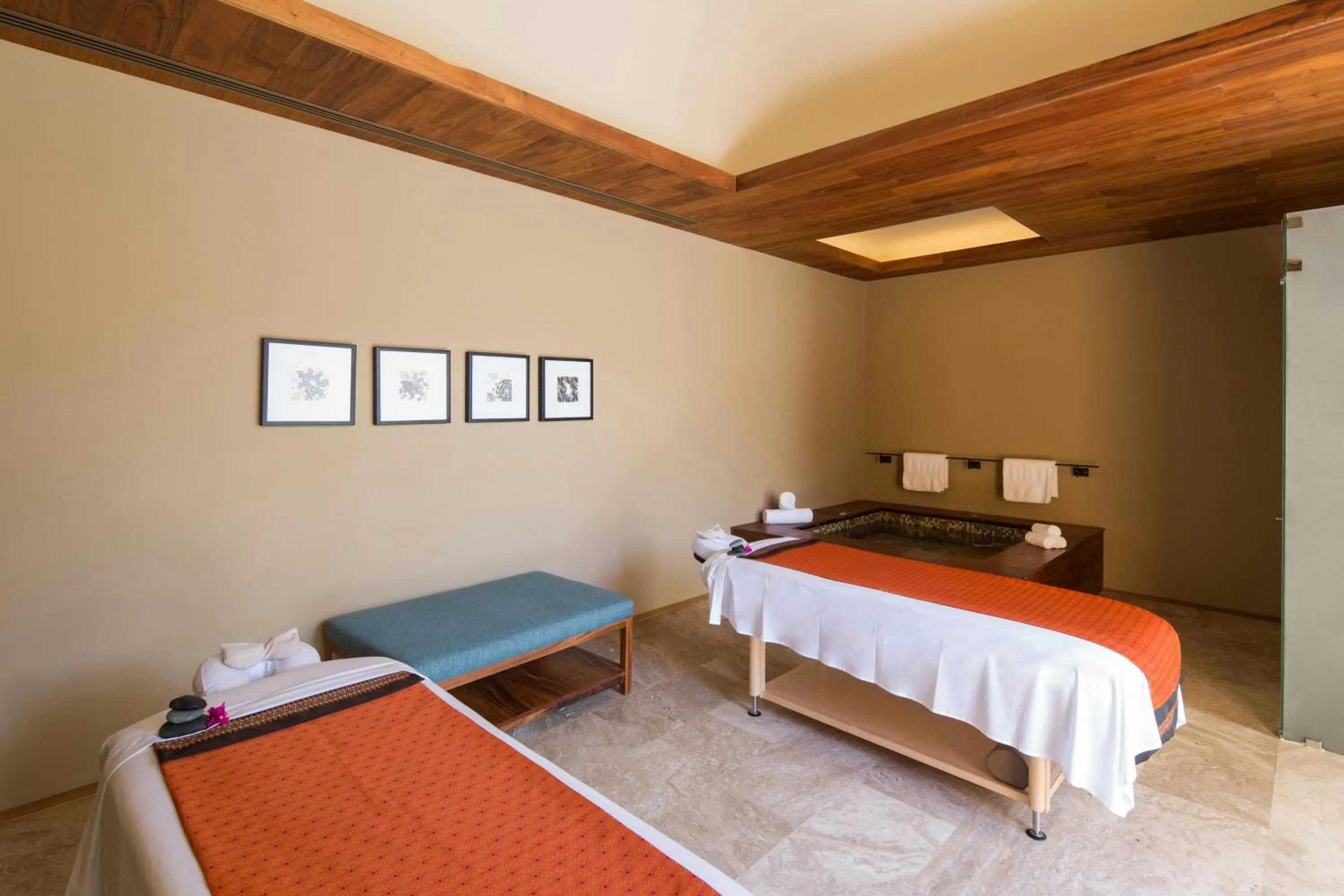 Spa and wellness centre/facilities, Bed in JW Marriott Los Cabos Beach Resort & Spa