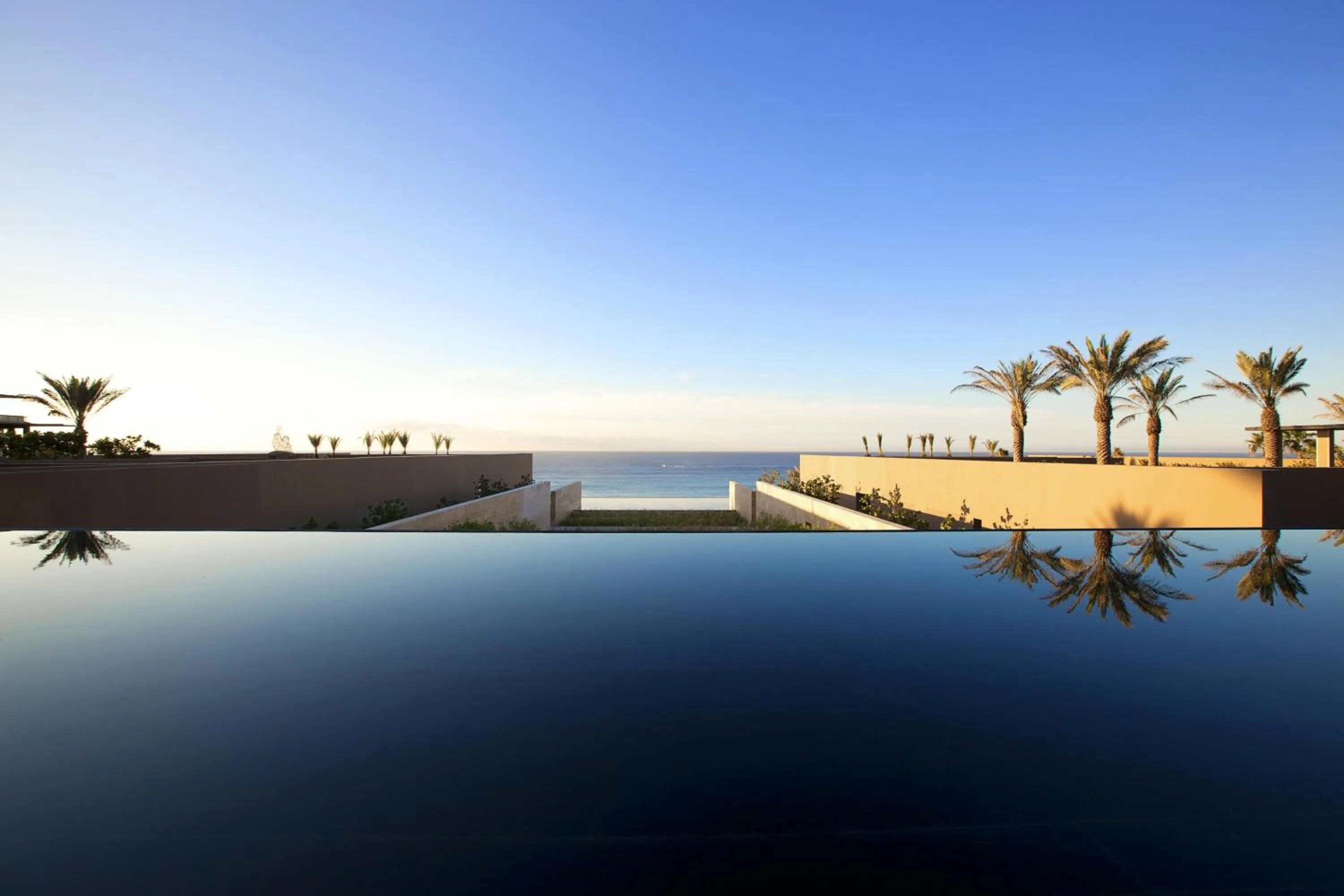 Swimming pool in JW Marriott Los Cabos Beach Resort & Spa