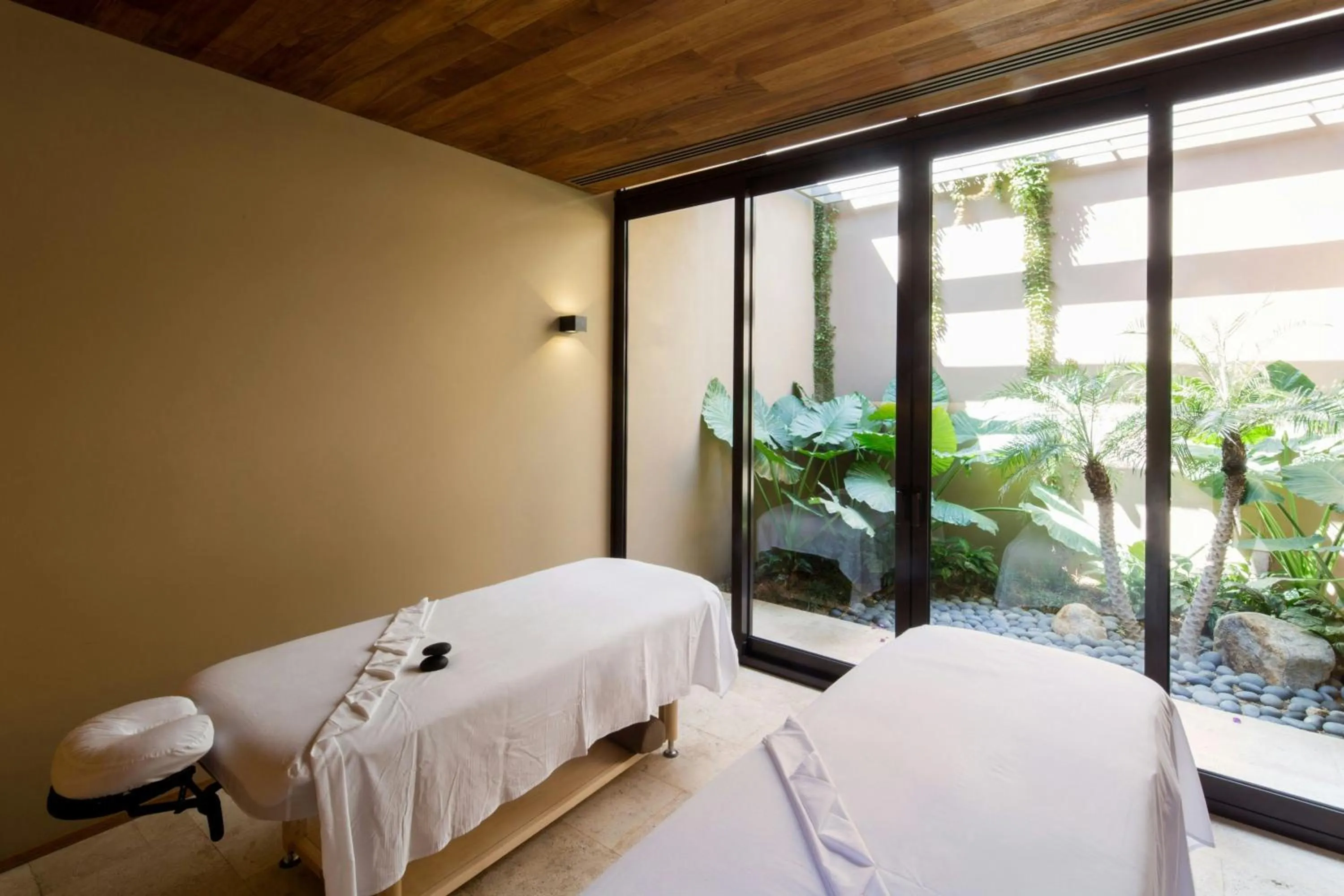 Spa and wellness centre/facilities, Bed in JW Marriott Los Cabos Beach Resort & Spa