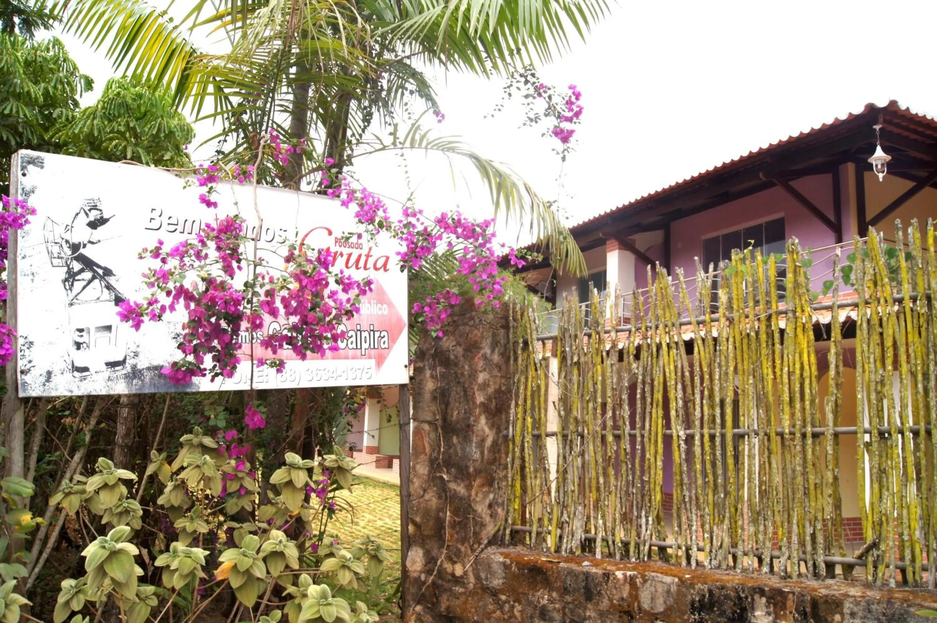 Property building in Pousada Gruta