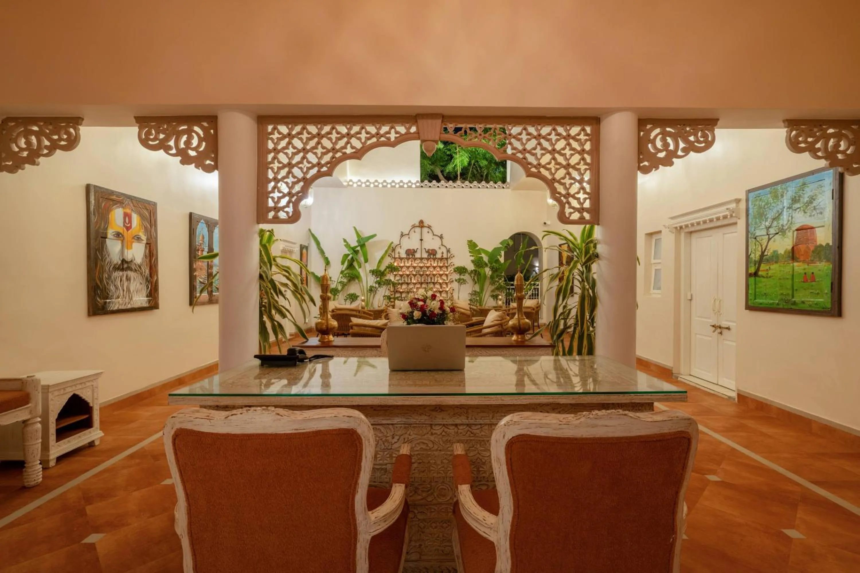 juSTa Luxe Kashi Parampara, Varanasi