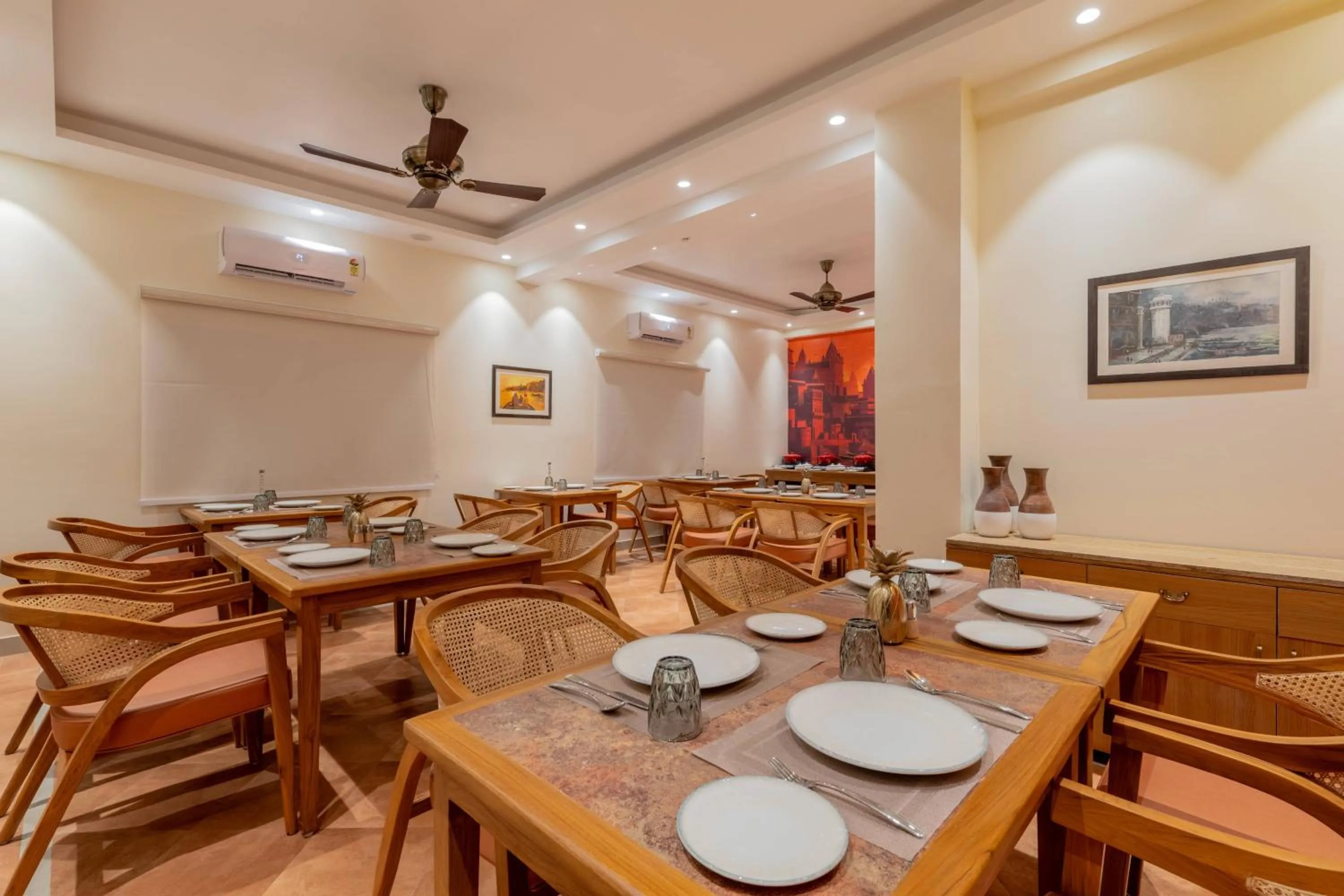 Restaurant/places to eat in juSTa Luxe Kashi Parampara, Varanasi