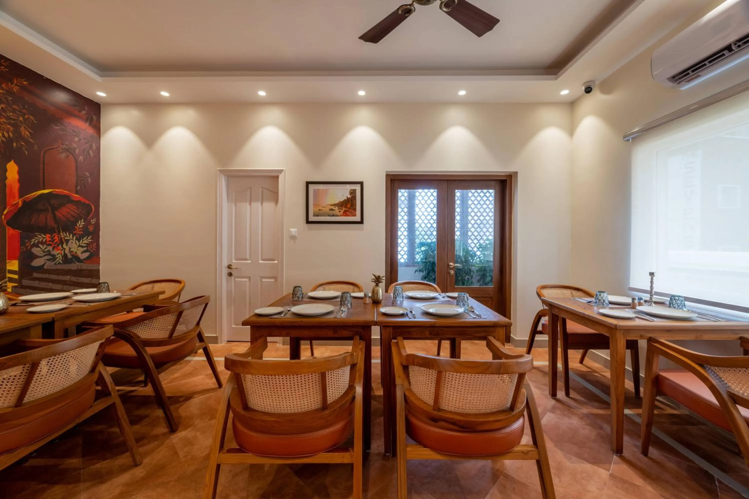 Restaurant/places to eat in juSTa Luxe Kashi Parampara, Varanasi