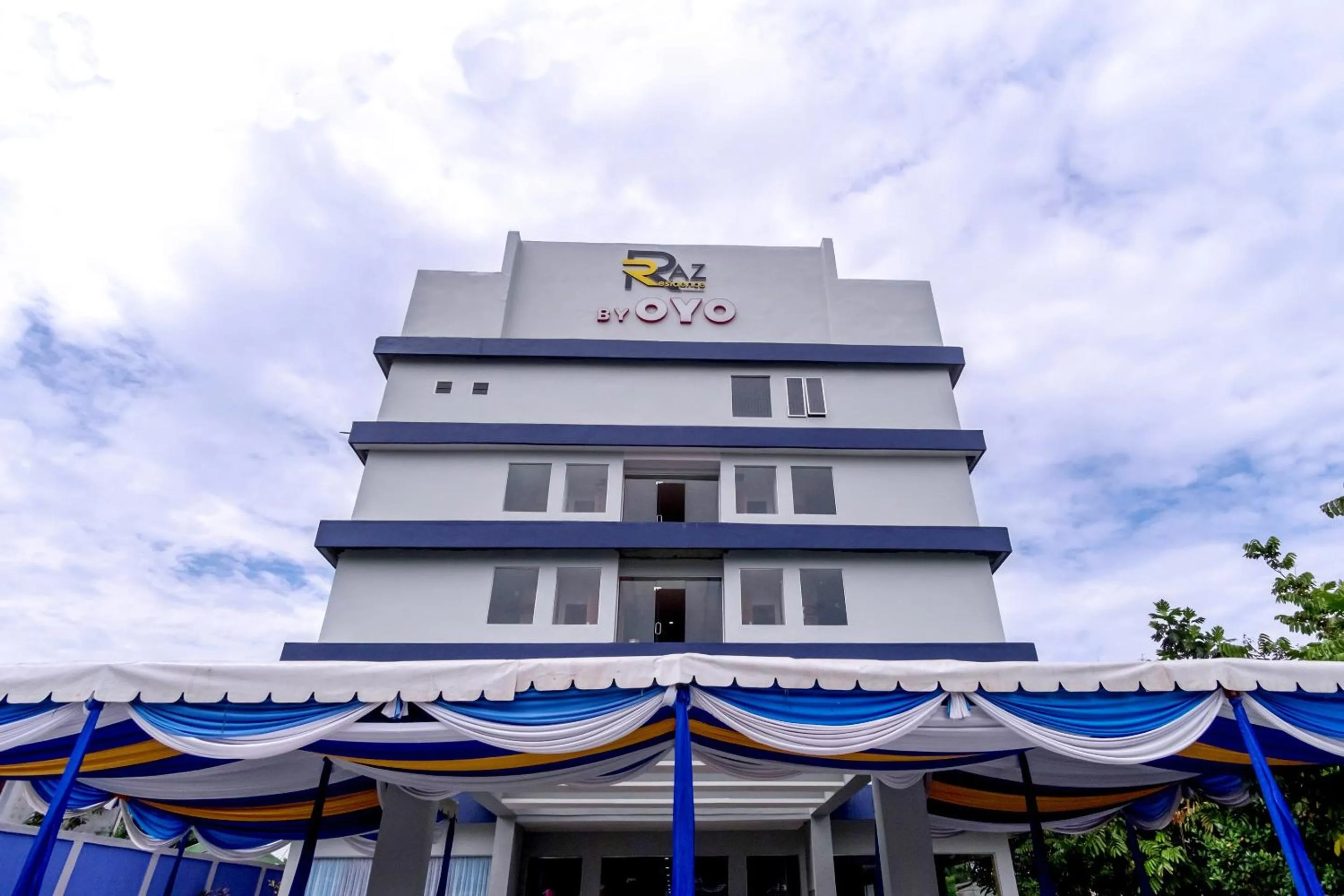 OYO 94746 Raz Residence