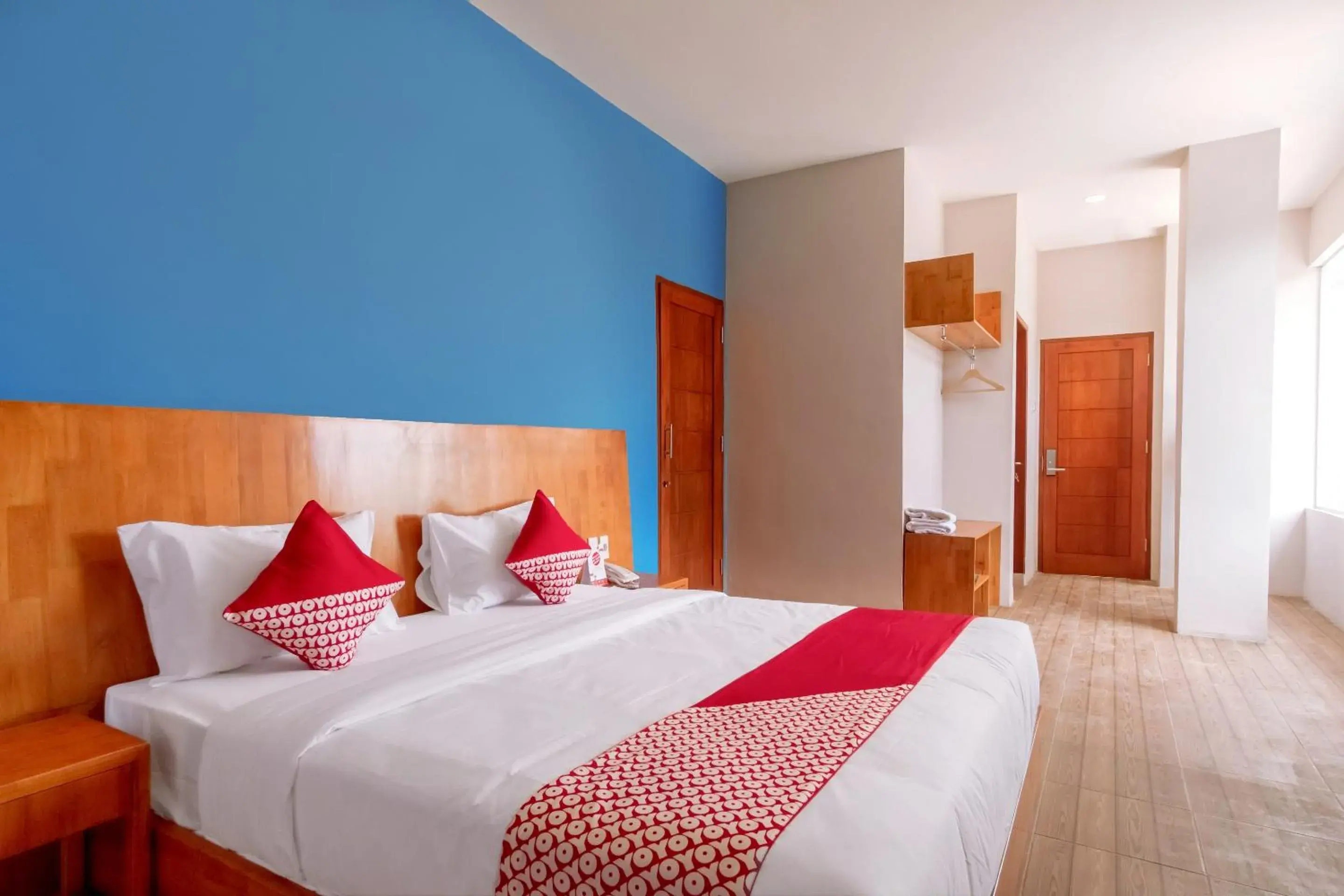 Deluxe Double Room in OYO 94746 Raz Residence Deluxe Double Room in OYO 94746 Raz Residence