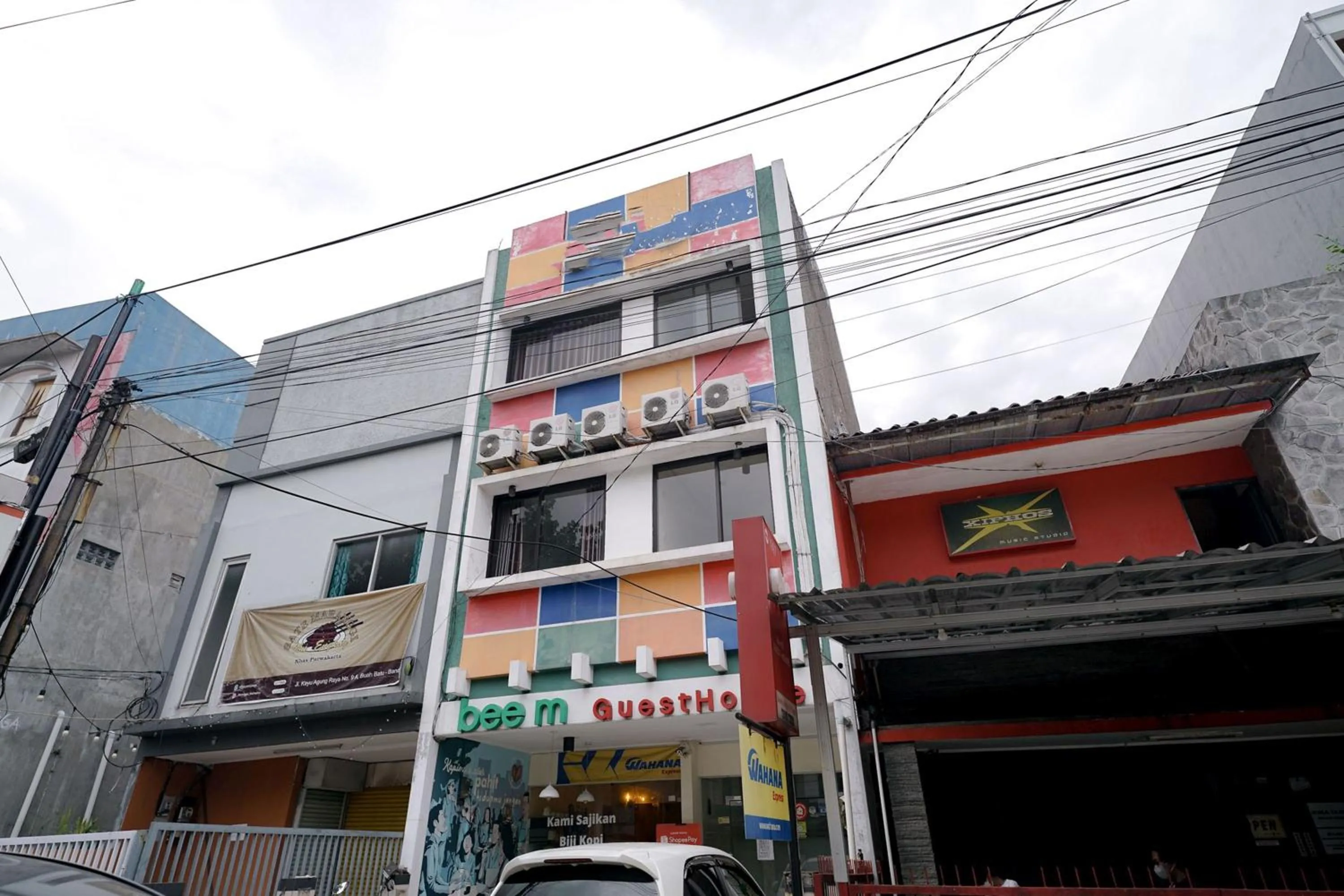 Property building in RedDoorz at Buah Batu 5