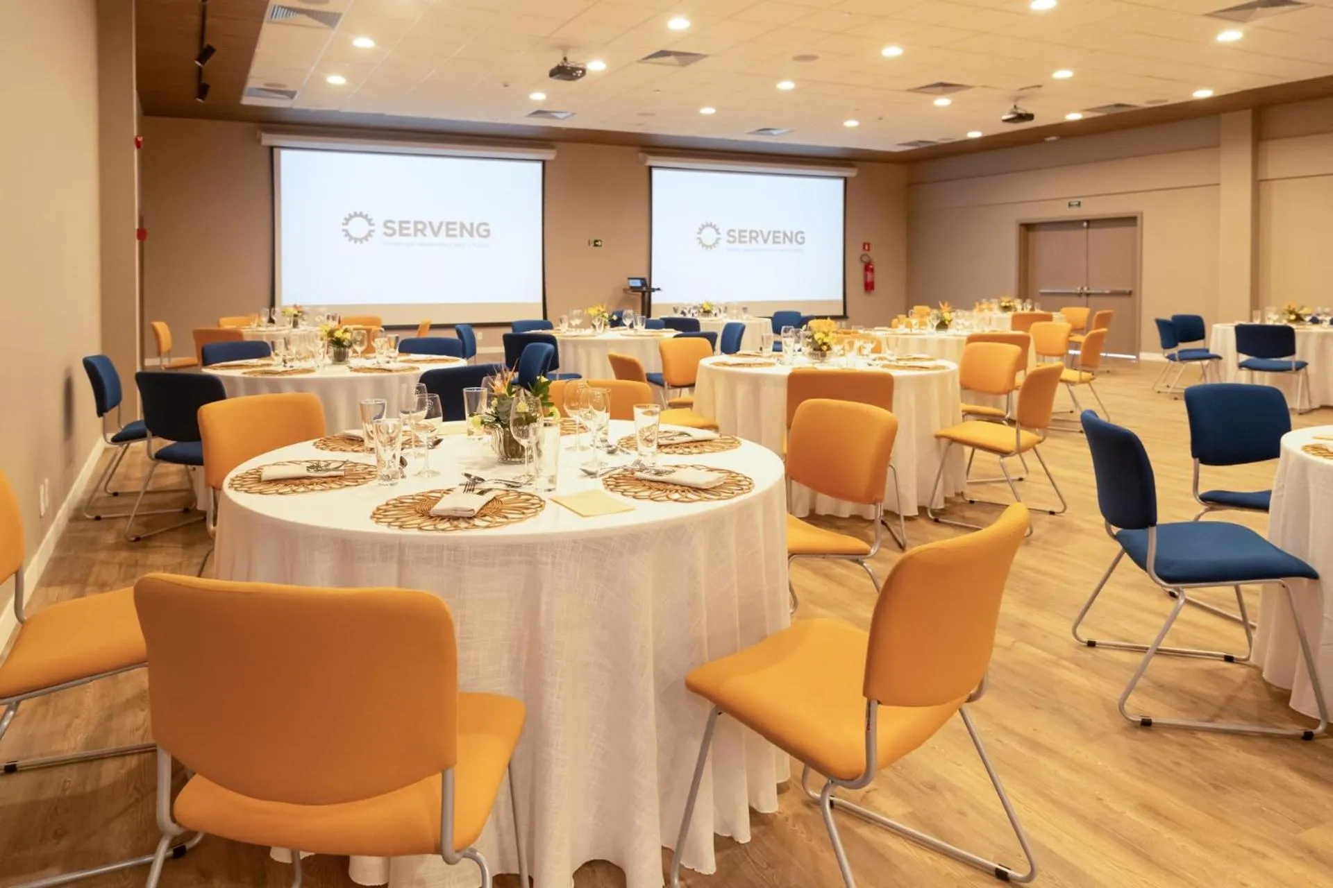 Meeting/conference room in Hampton By Hilton Caraguatatuba Serramar