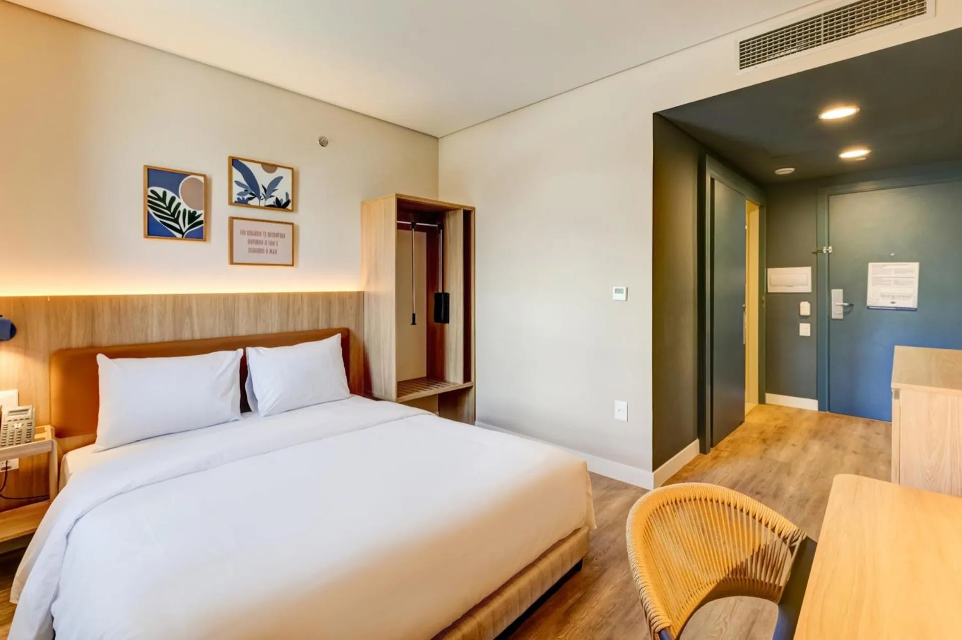 Bedroom, Bed in Hampton By Hilton Caraguatatuba Serramar