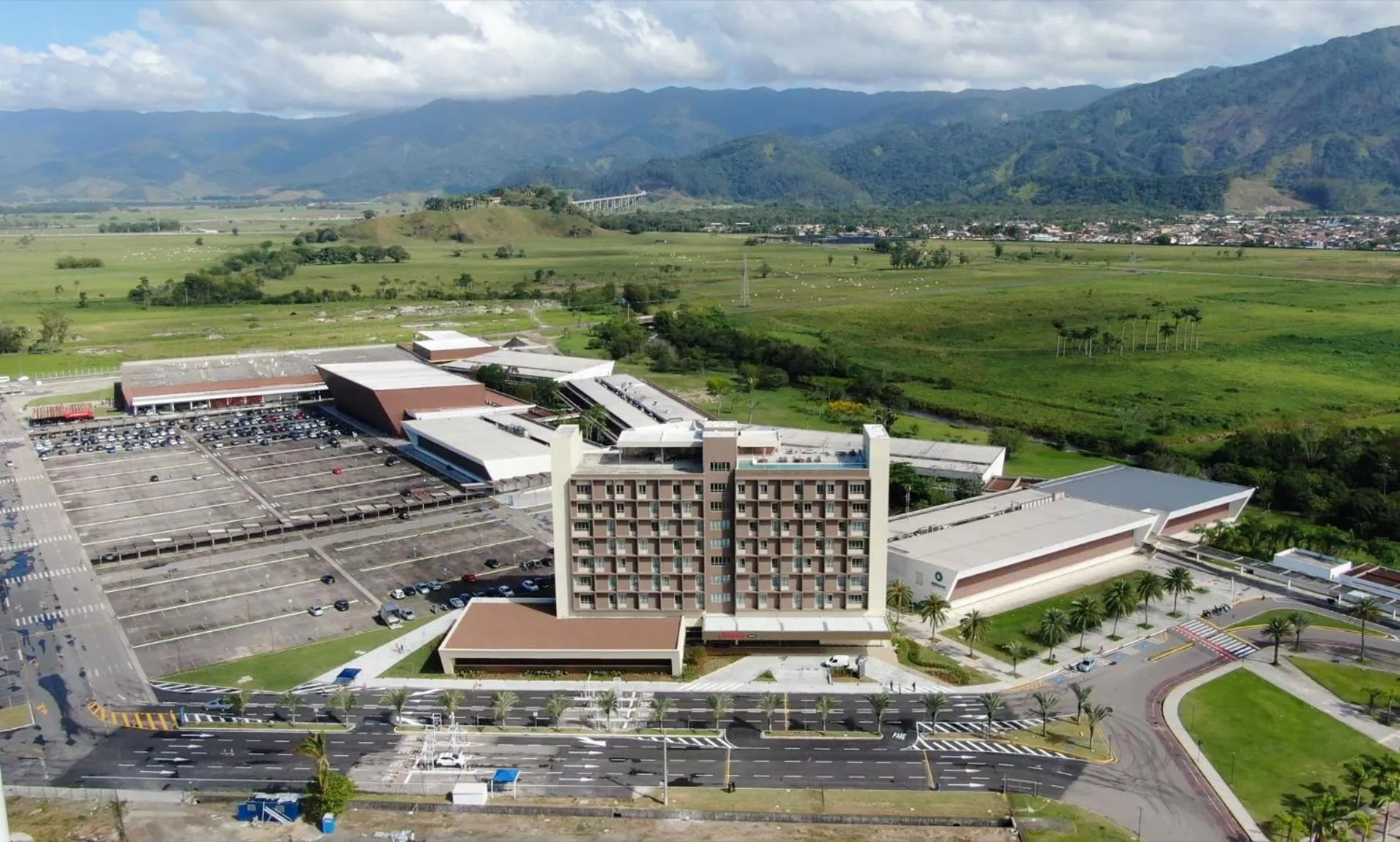 Bird's eye view in Hampton By Hilton Caraguatatuba Serramar
