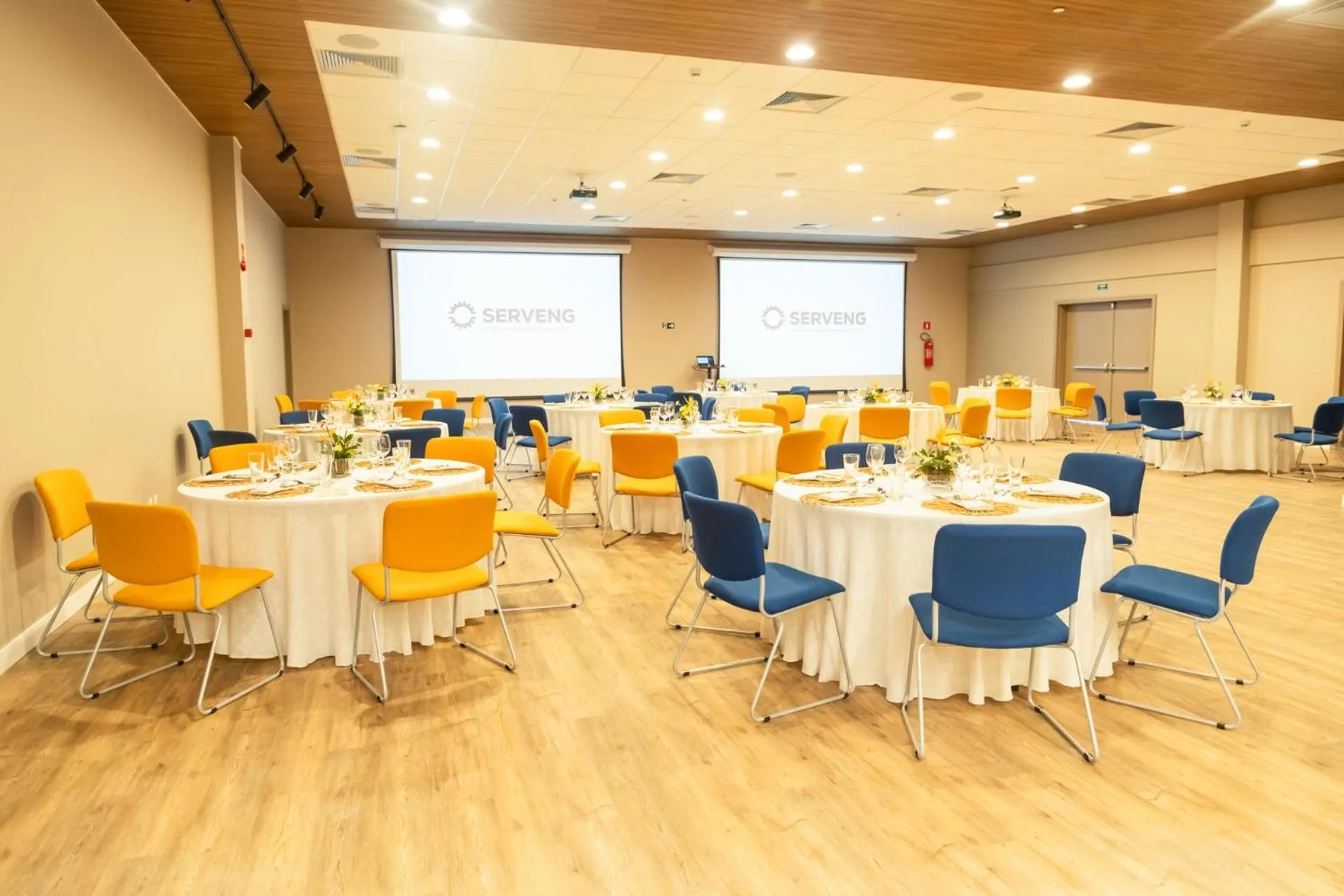 Meeting/conference room in Hampton By Hilton Caraguatatuba Serramar