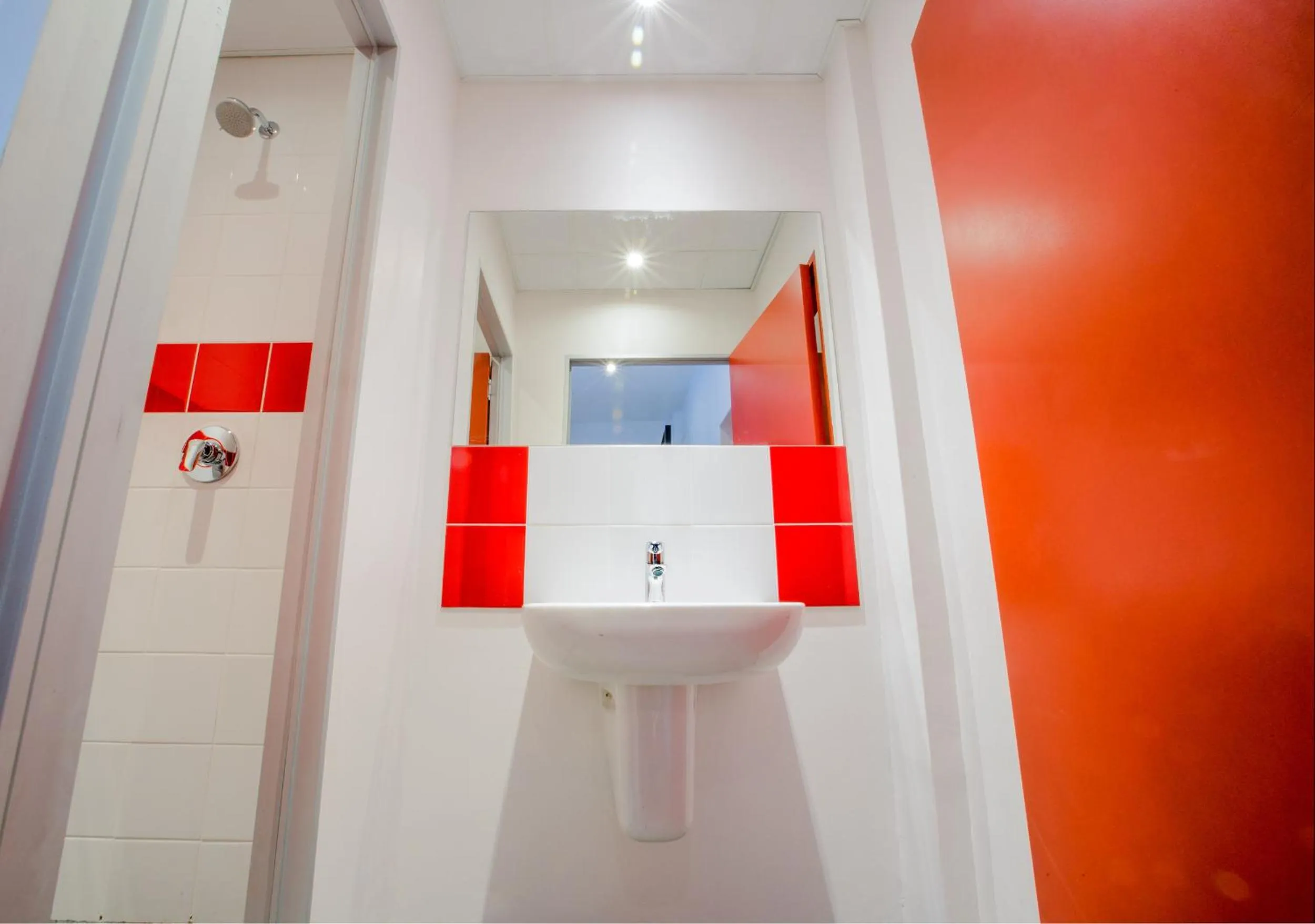 Bathroom in 91 Loop Boutique Hostel