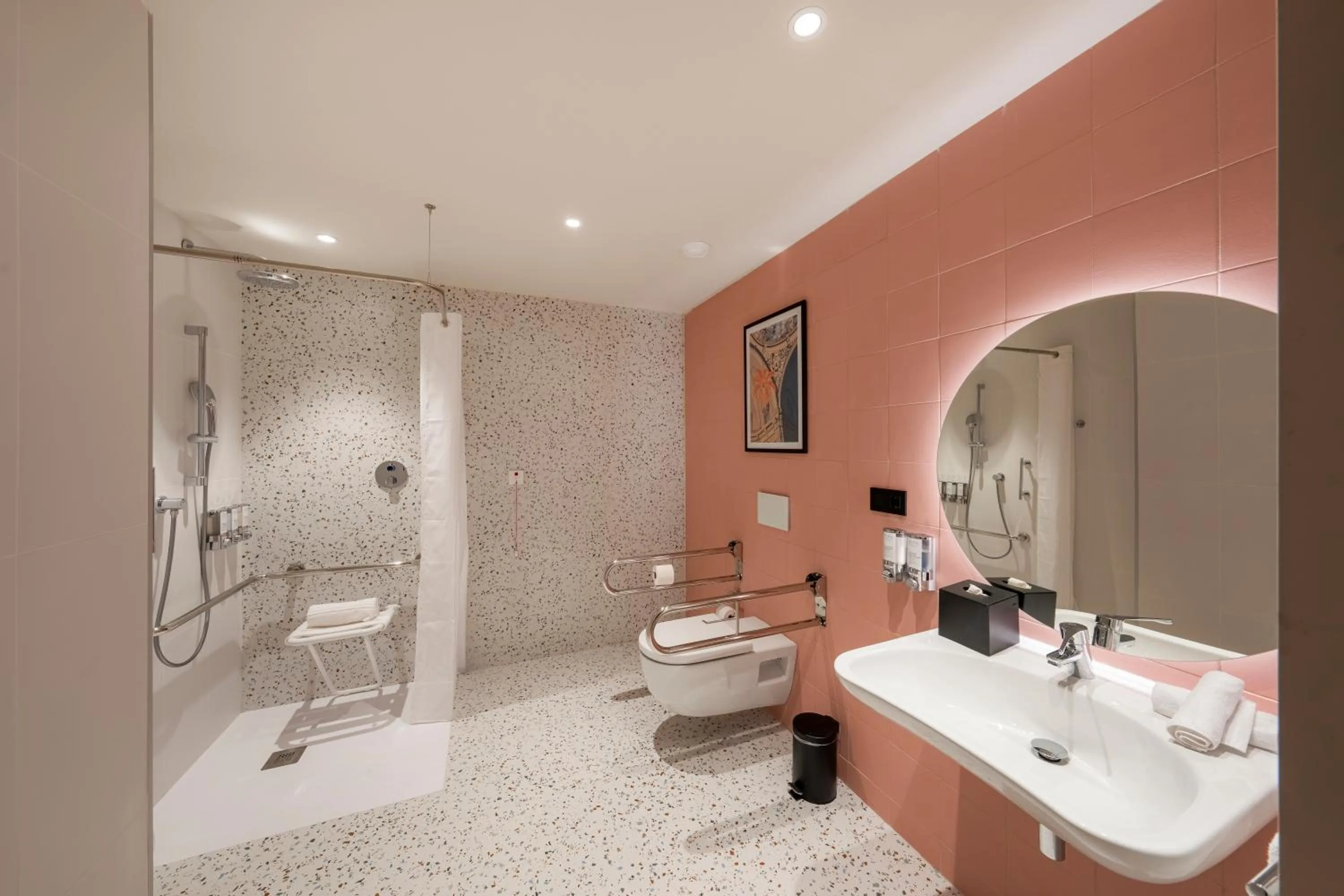 Bathroom in Hampton By Hilton Alicante Airport