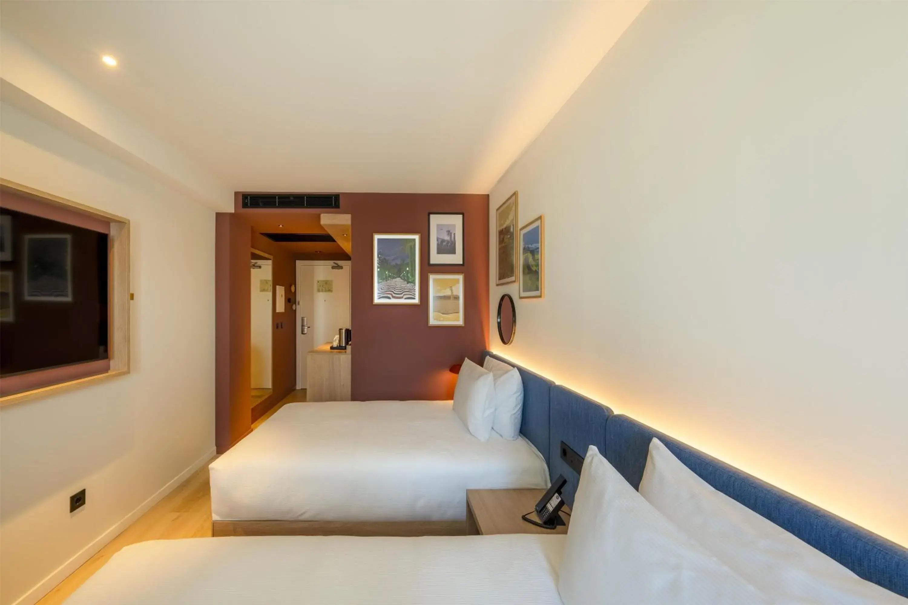 Bed in Hampton By Hilton Alicante Airport Bed in Hampton By Hilton Alicante Airport