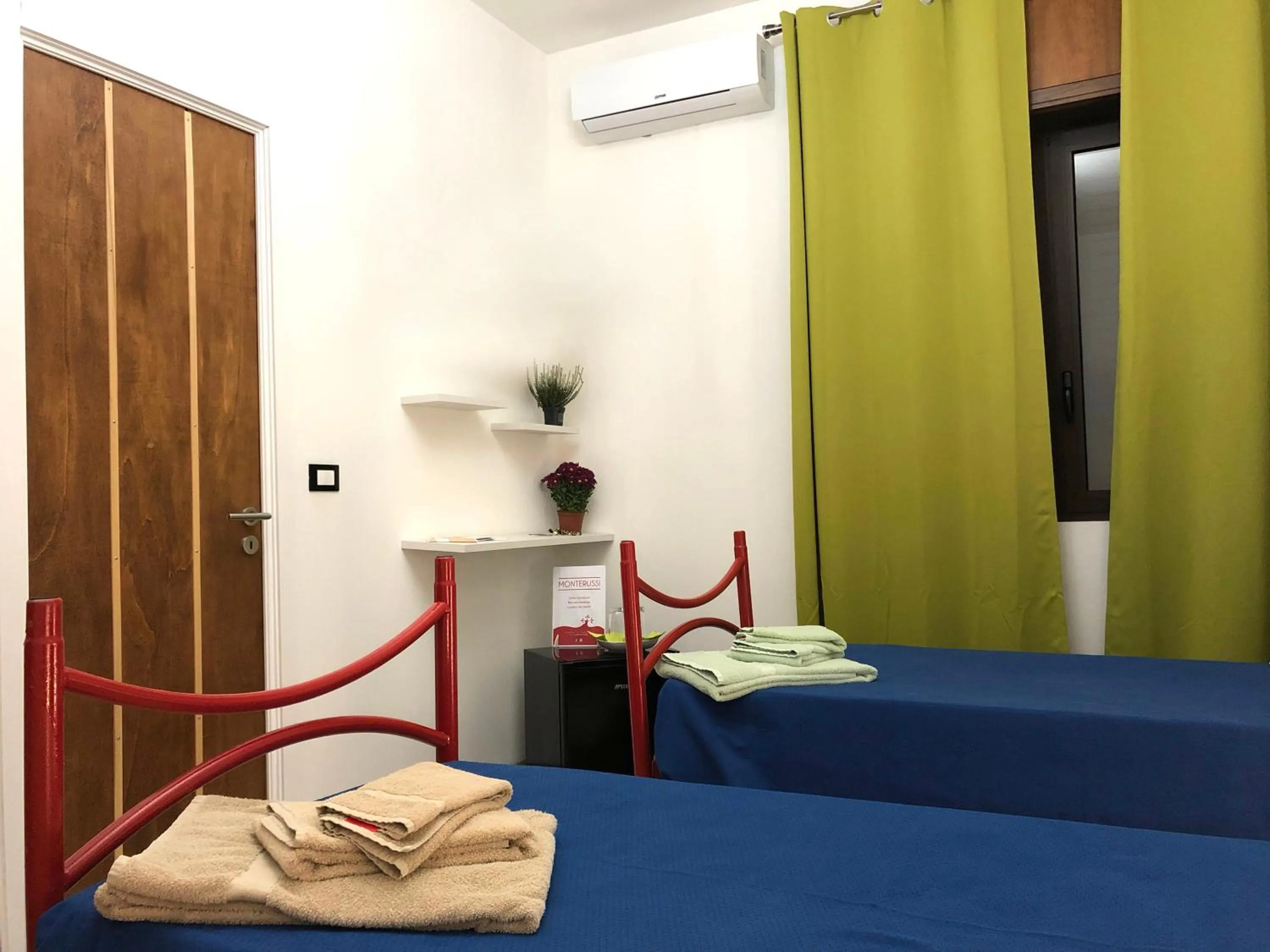 Bedroom, Bed in Monterussi Bed and Breakfast