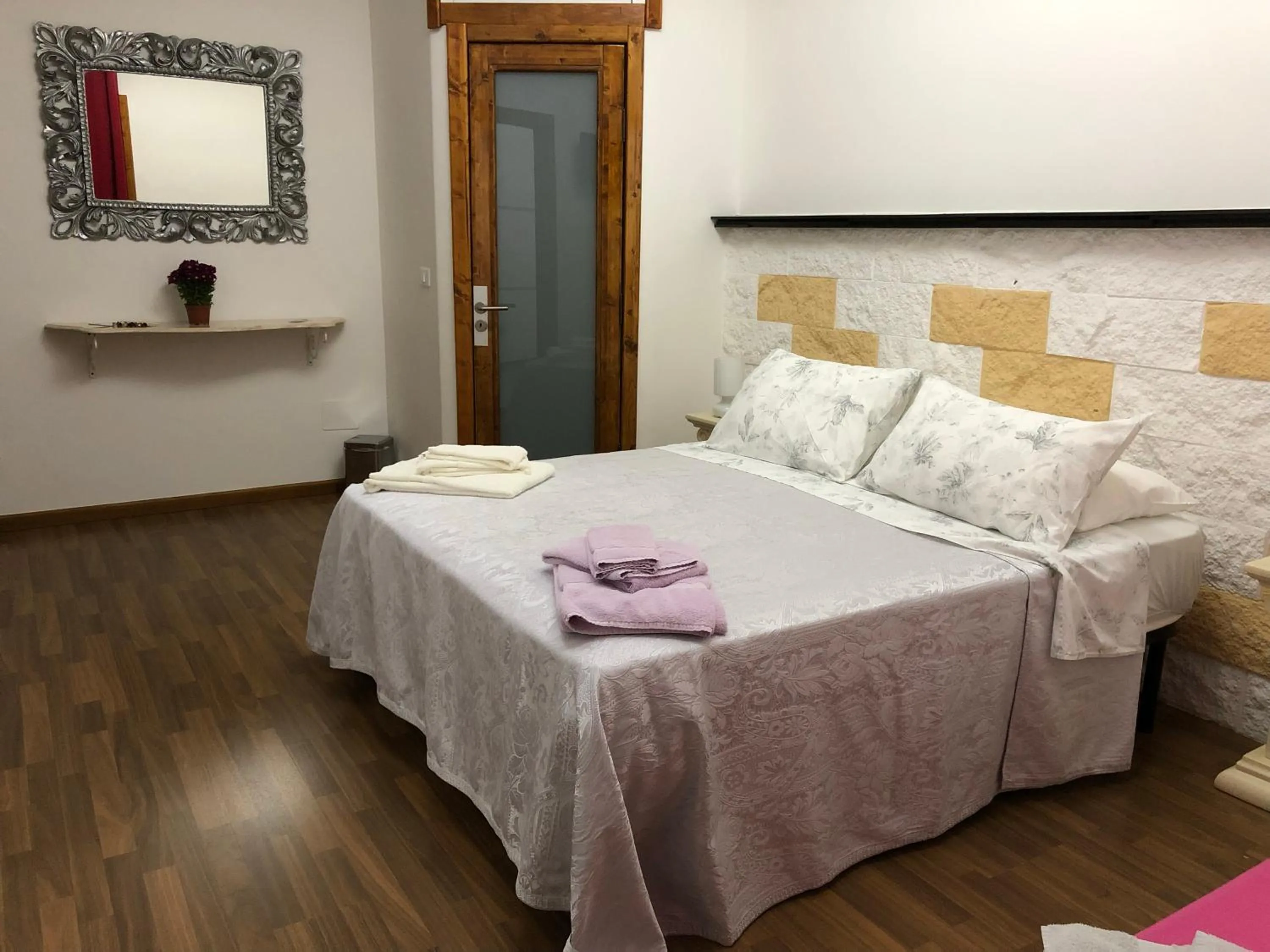 Bedroom, Bed in Monterussi Bed and Breakfast