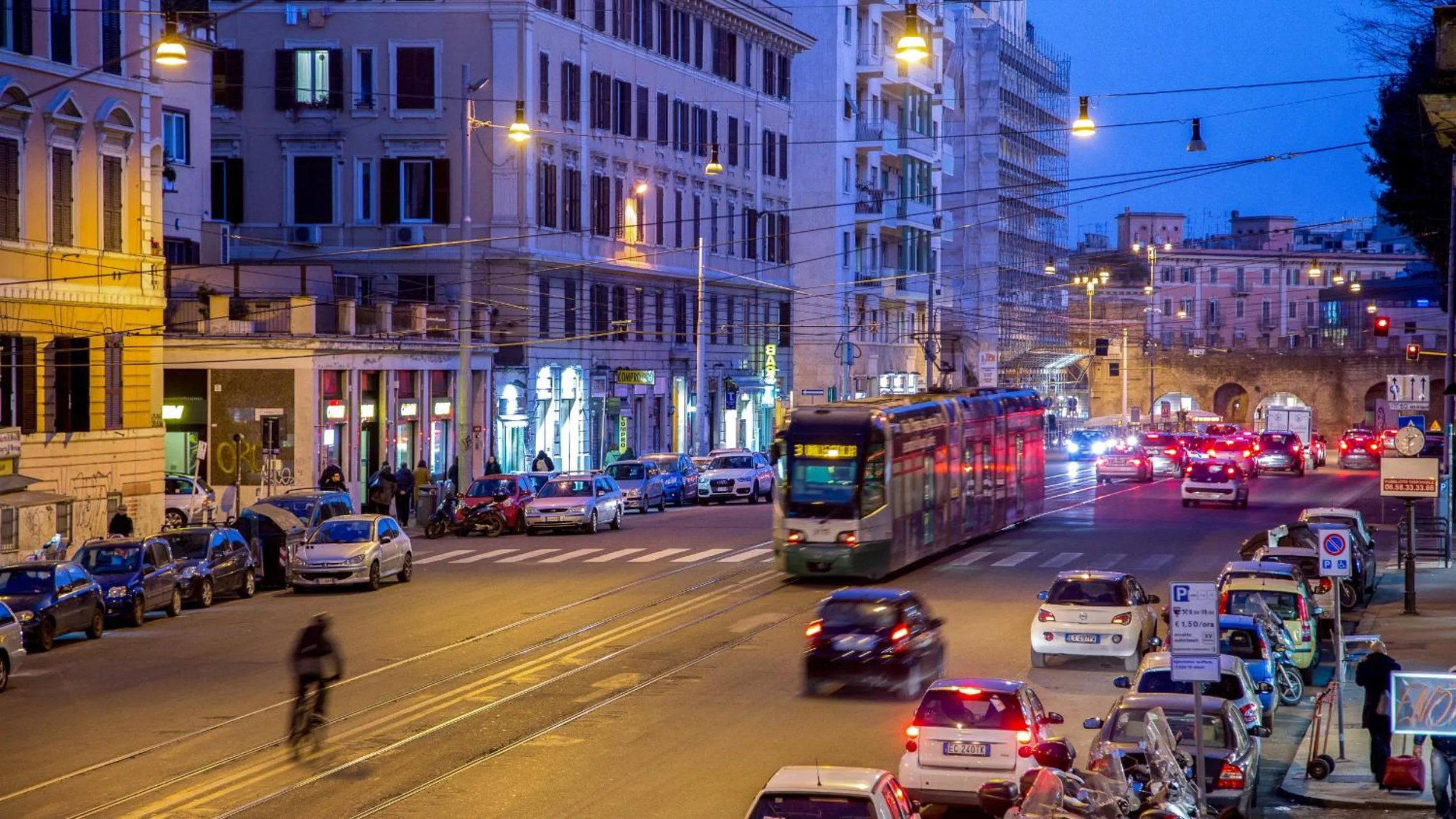 Neighbourhood in Ad Hoc Domus Colosseo