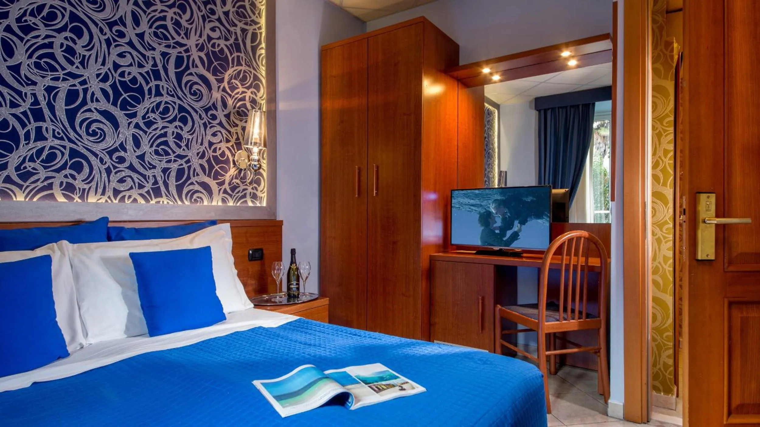 Decorative detail, Bed in Ad Hoc Domus Colosseo