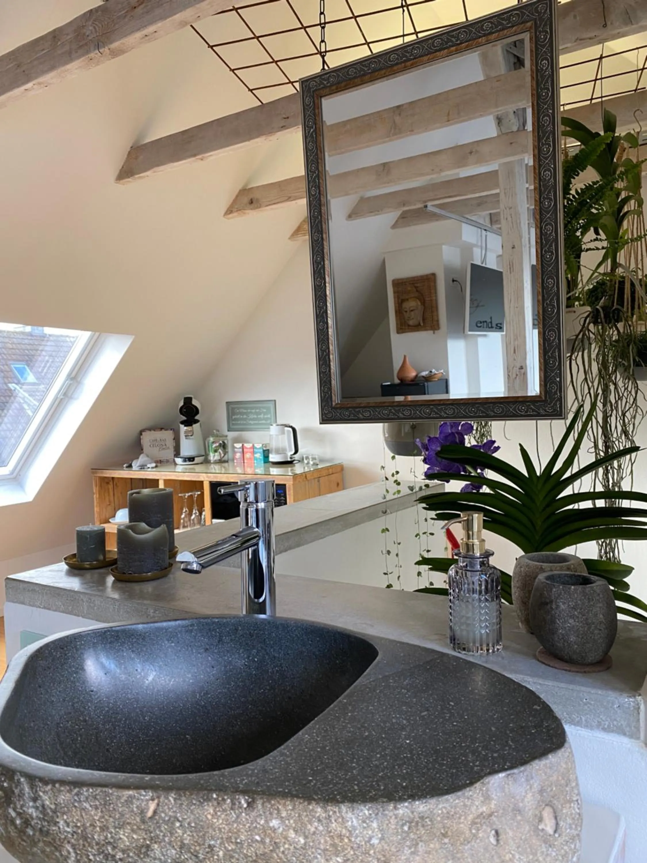 Bathroom in Wellness Suiten mit Whirlpool am Stadtrand von Essen