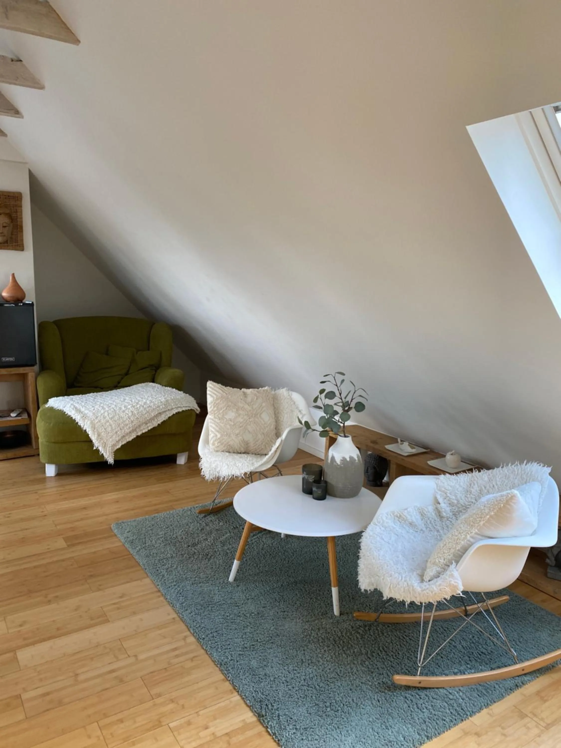 Seating area in Wellness Suiten mit Whirlpool am Stadtrand von Essen