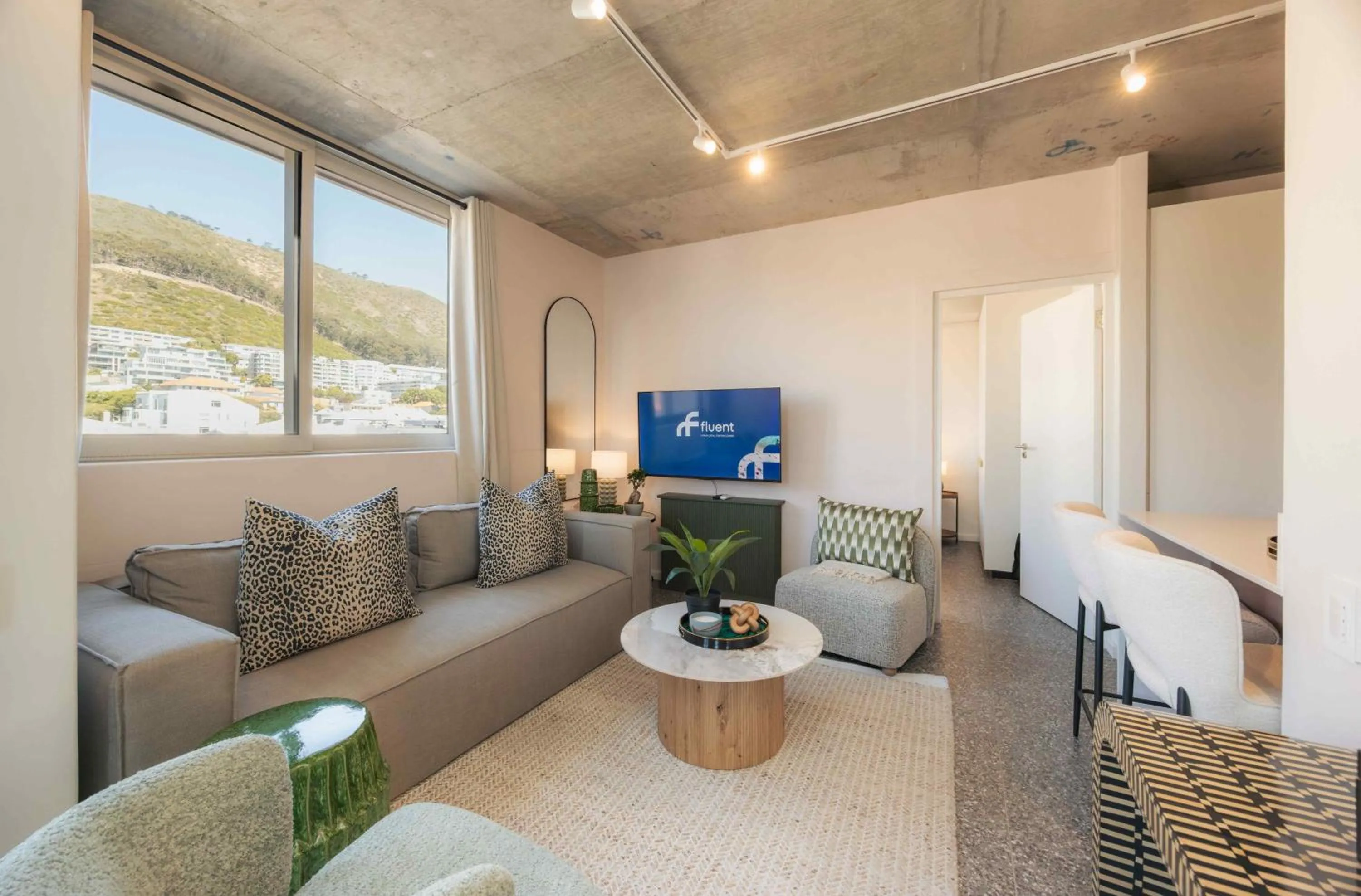 ONEHUNDRED on M - Fluent Serviced Apartments