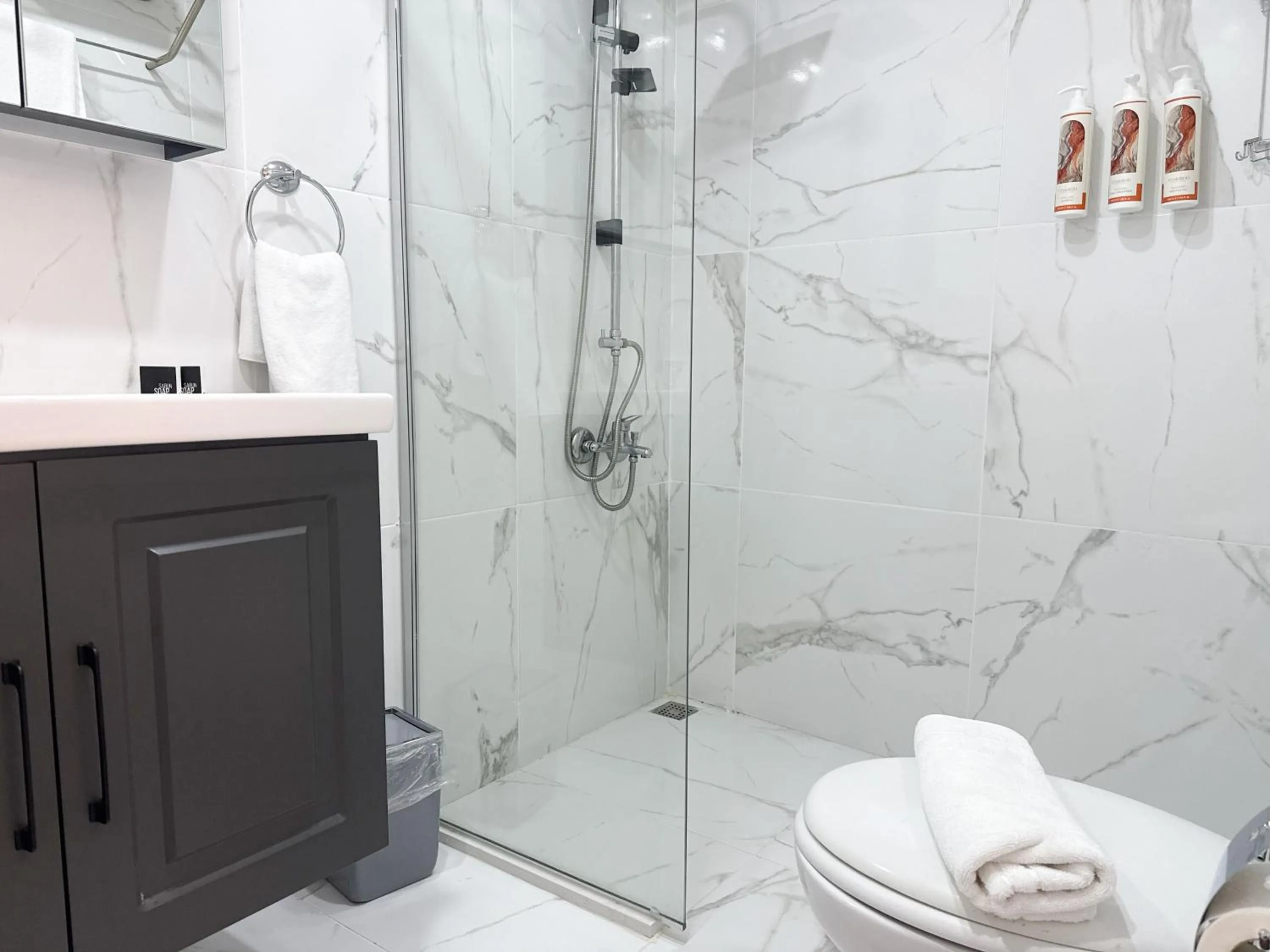 Shower in niXie Hotel Bodrum