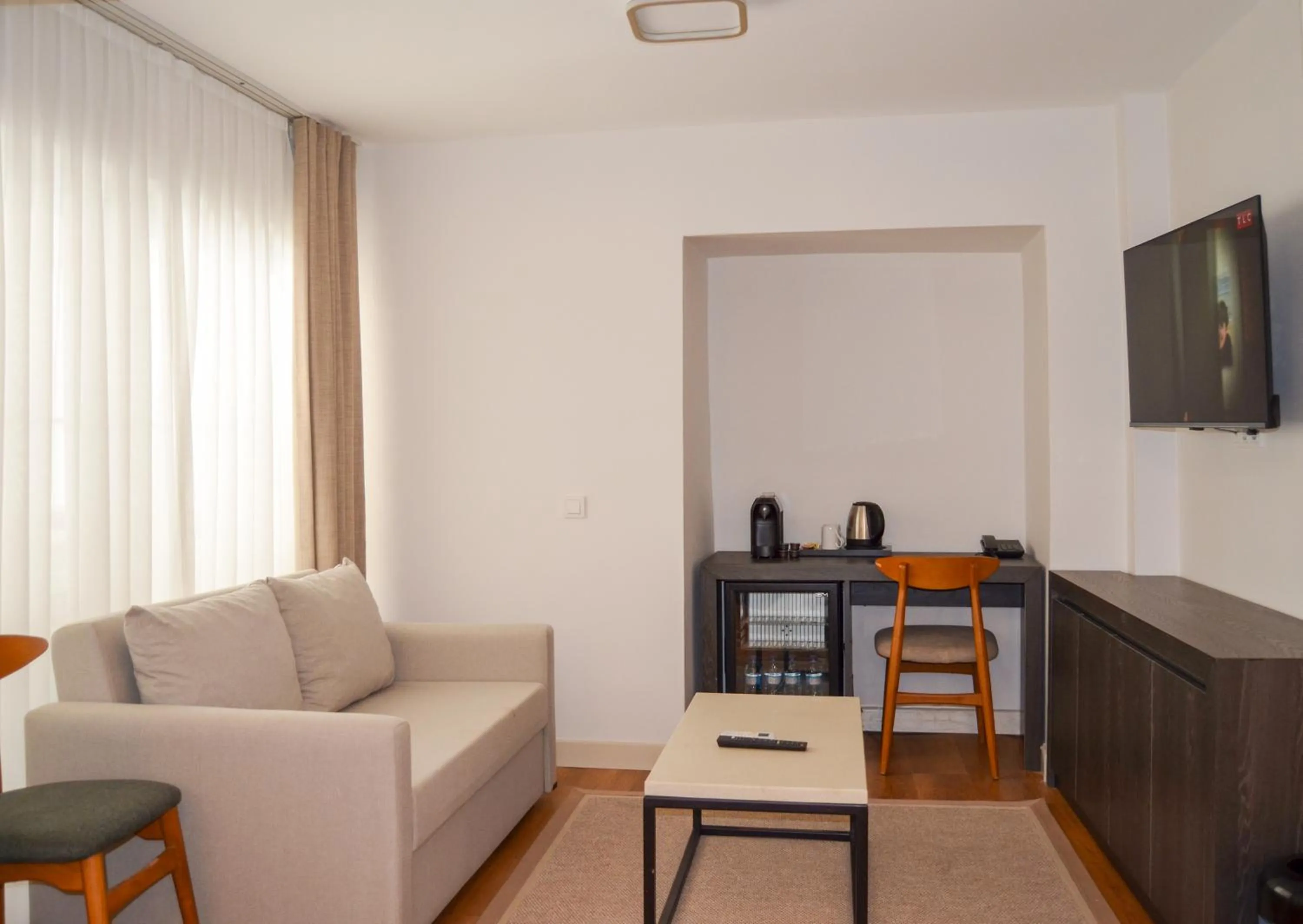 TV and multimedia in niXie Hotel Bodrum