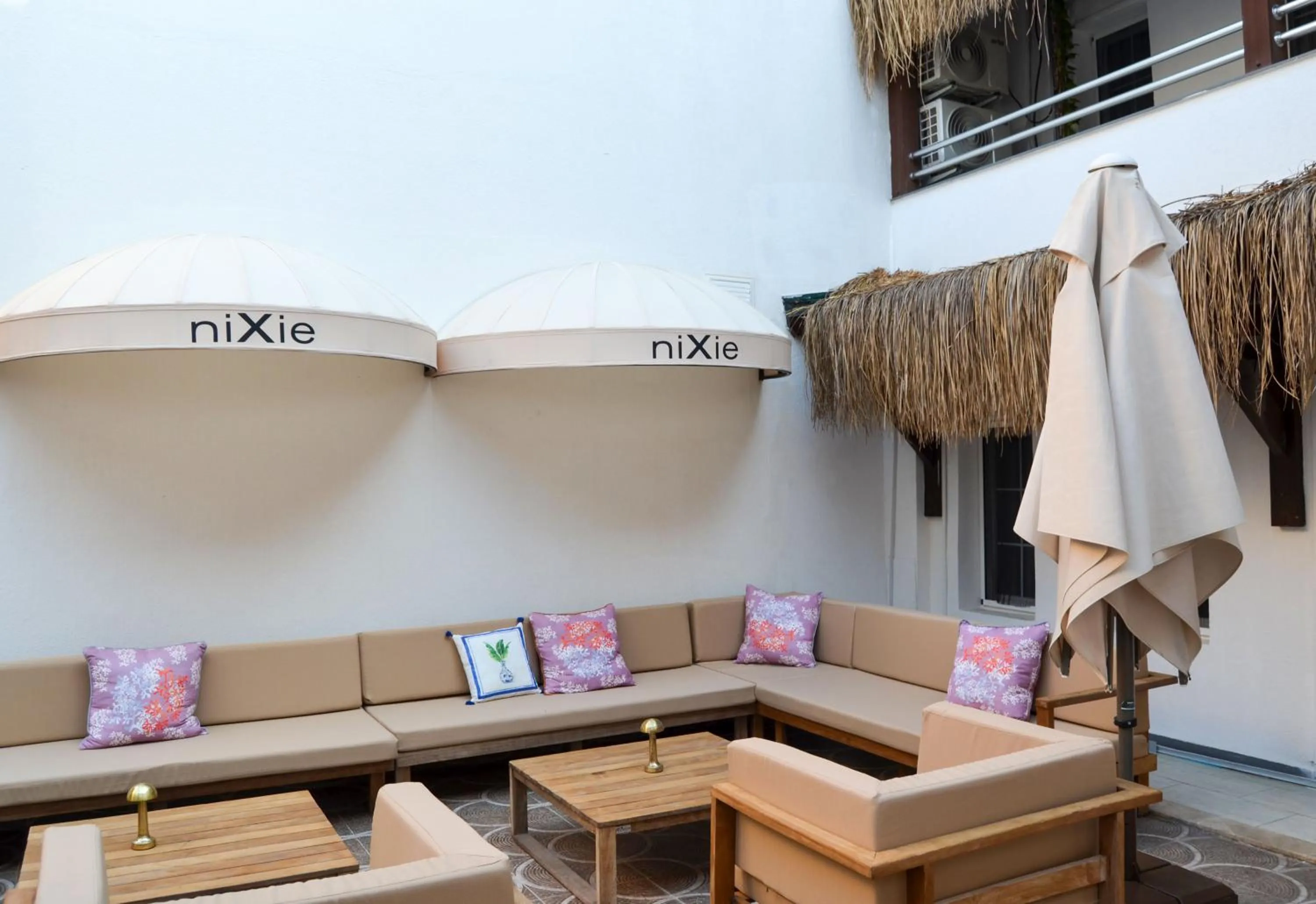 Patio in niXie Hotel Bodrum
