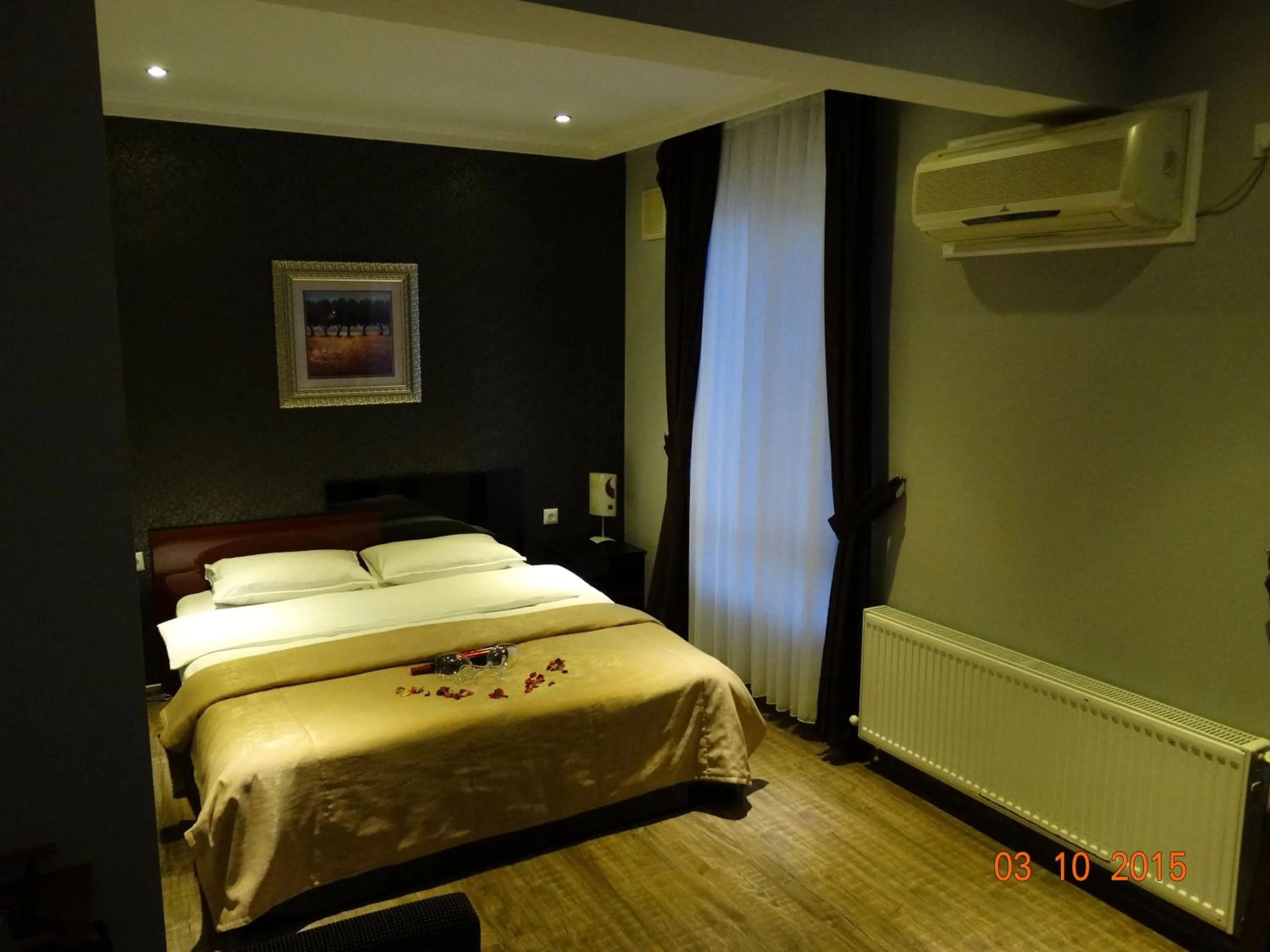 Bed in Hotel Mimoza