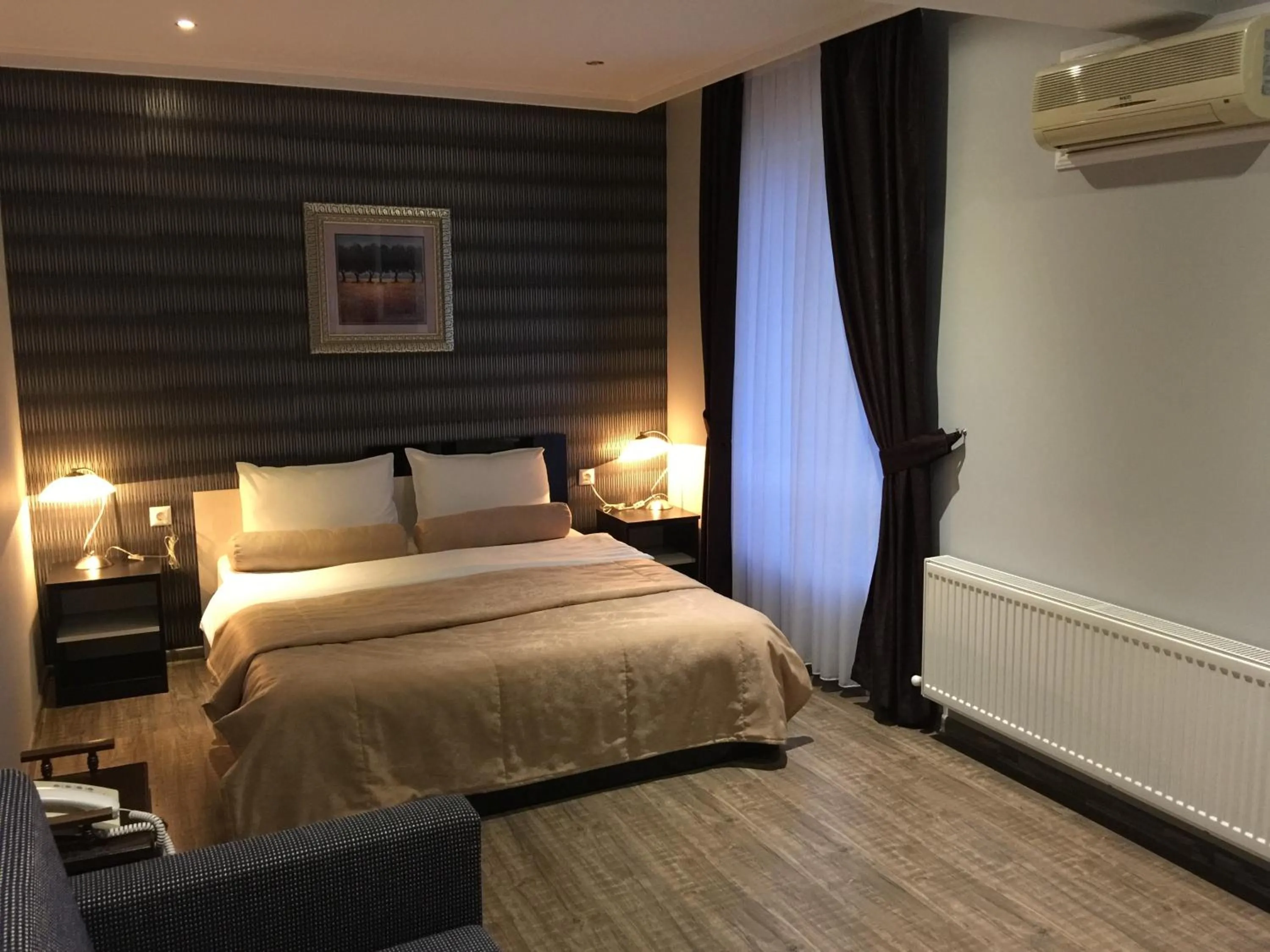 Bed in Hotel Mimoza