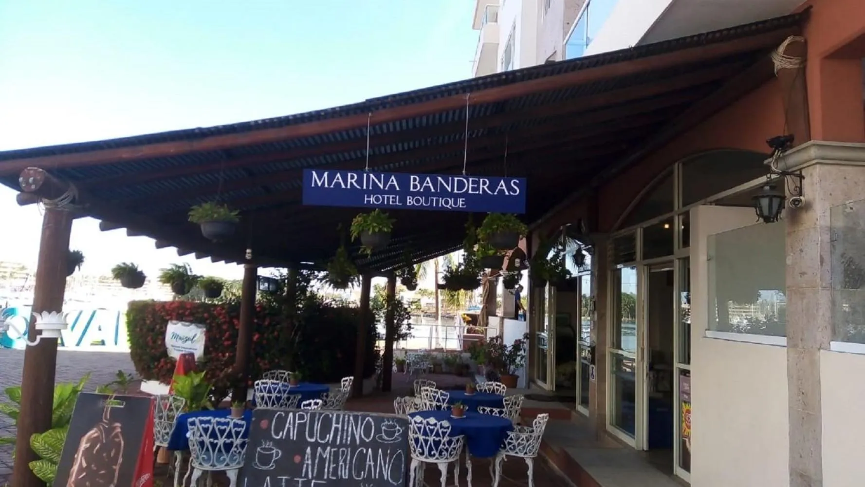 Facade/entrance in Marina Banderas Suites Hotel Boutique