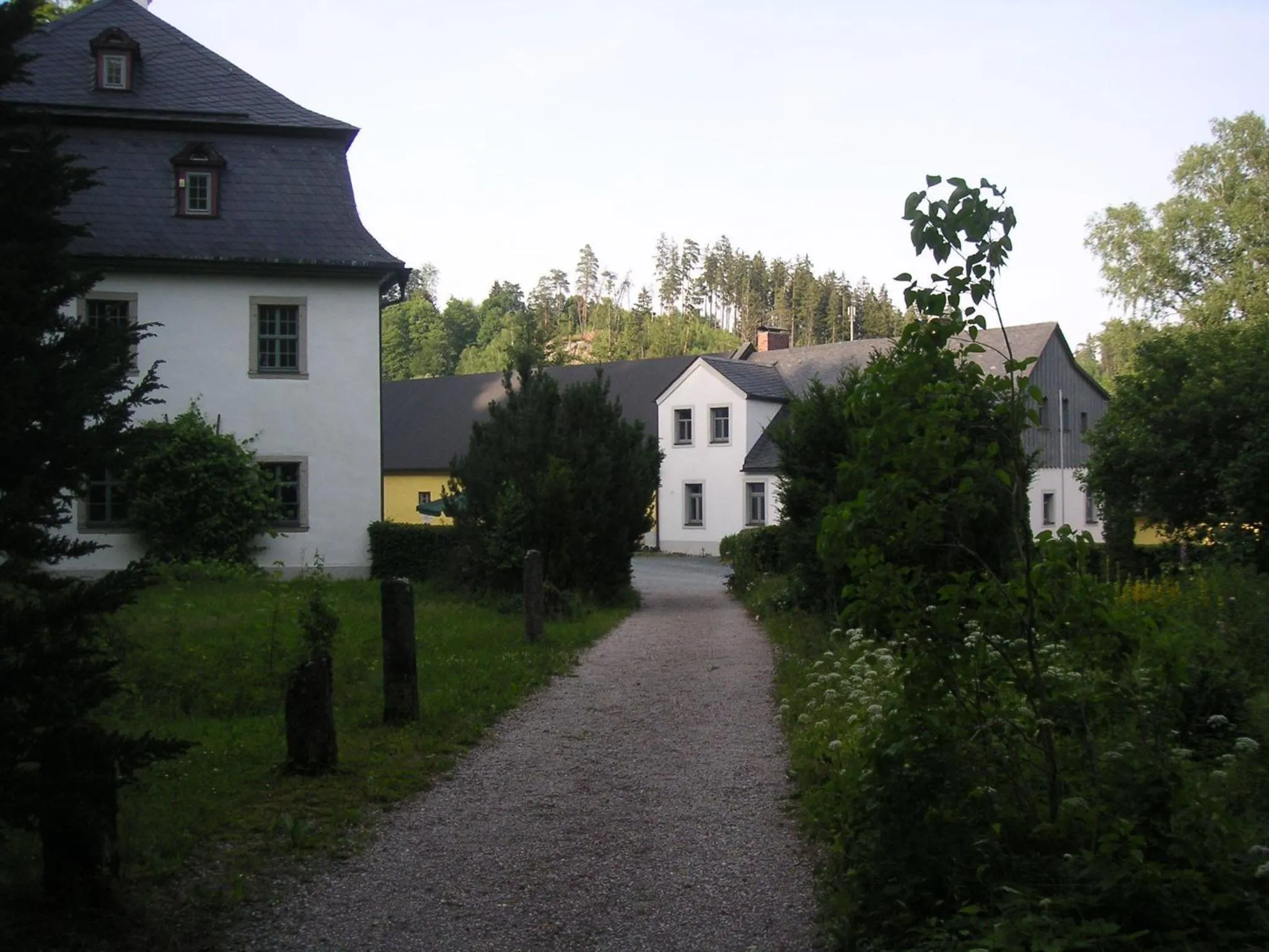 Property building in Hammerschloss Unterklingensporn