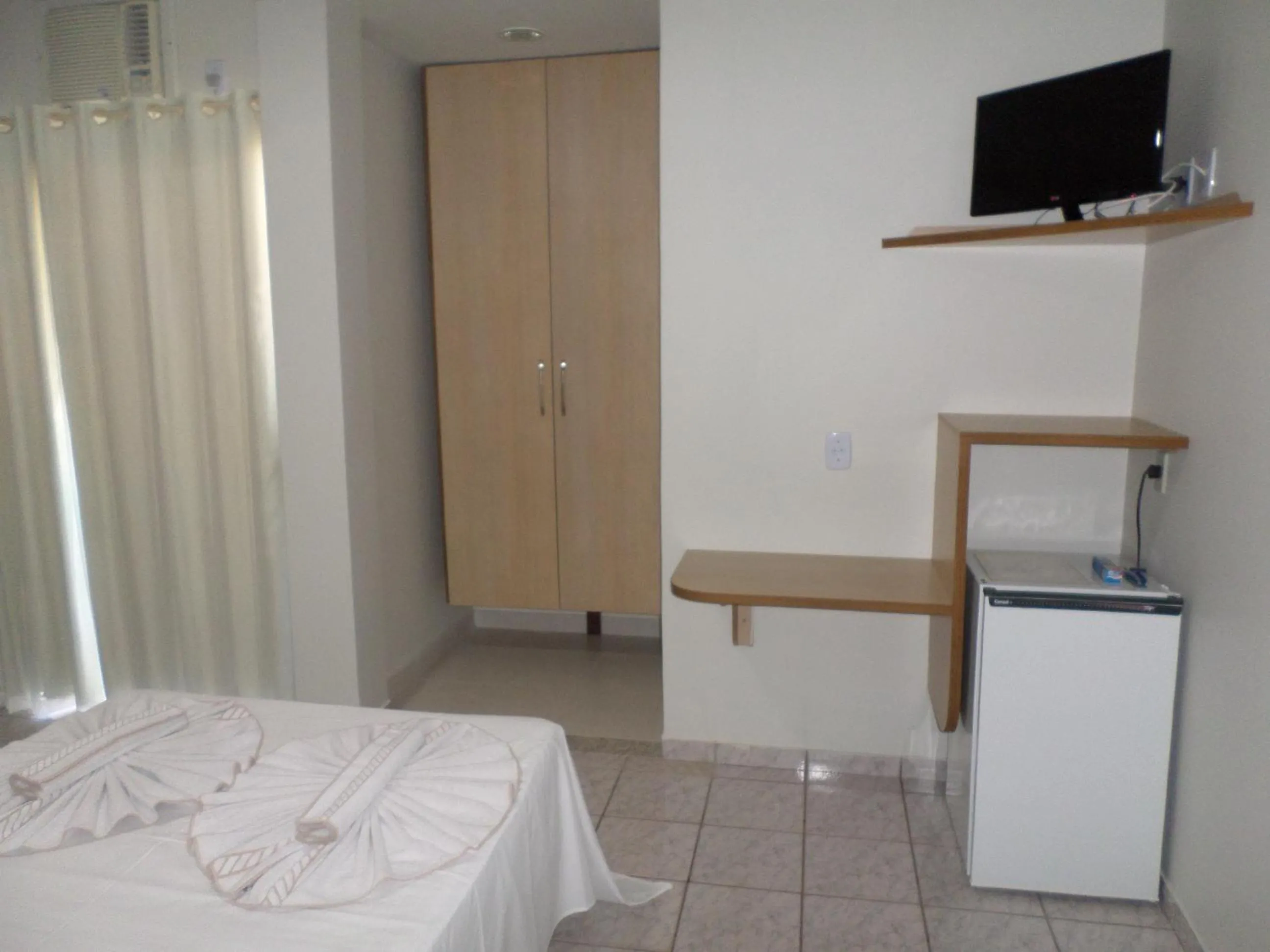 Photo of the whole room, Bed in Pousada Solar Meaipe