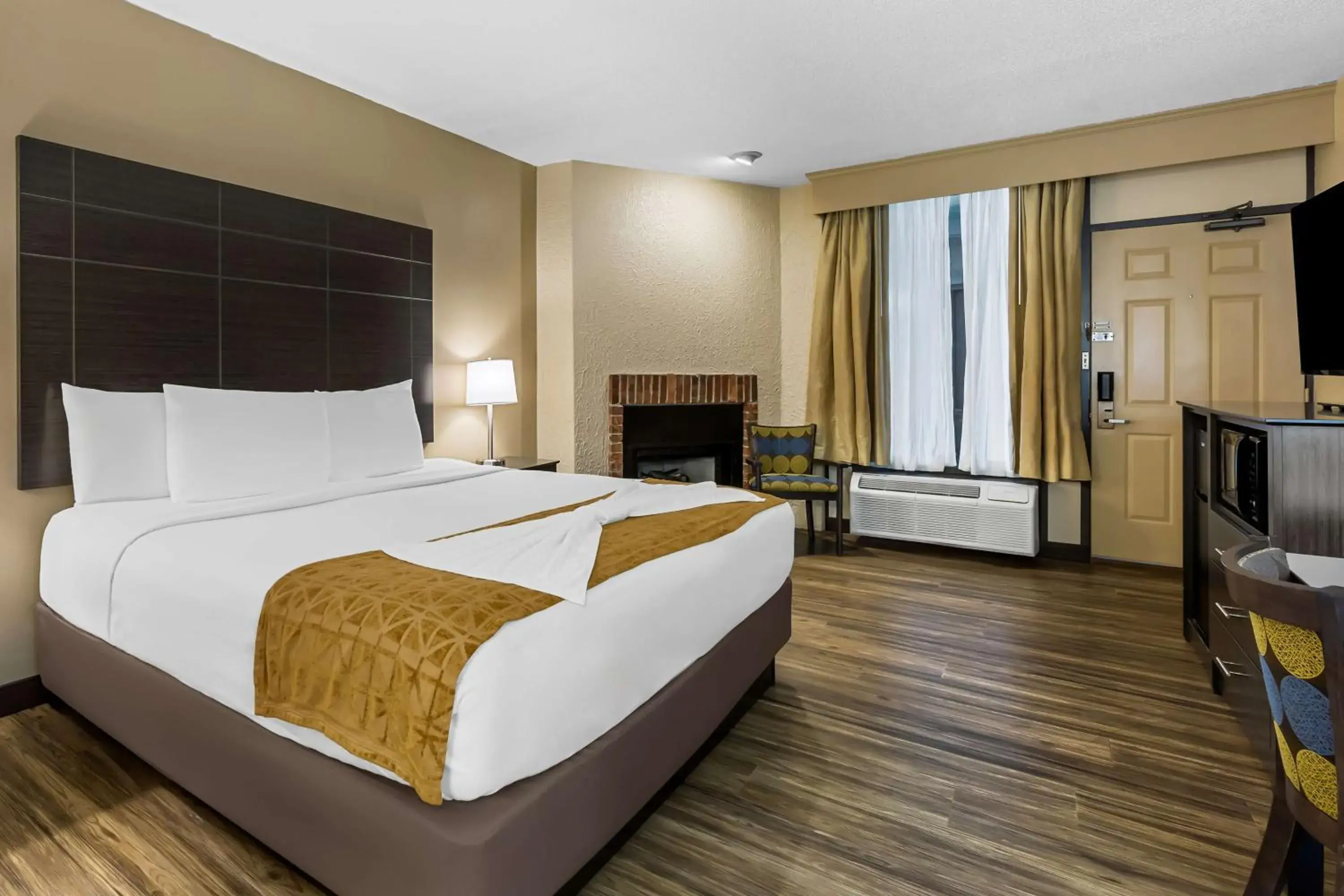 Bedroom, Bed in Best Western Toni Inn Bedroom, Bed in Best Western Toni Inn