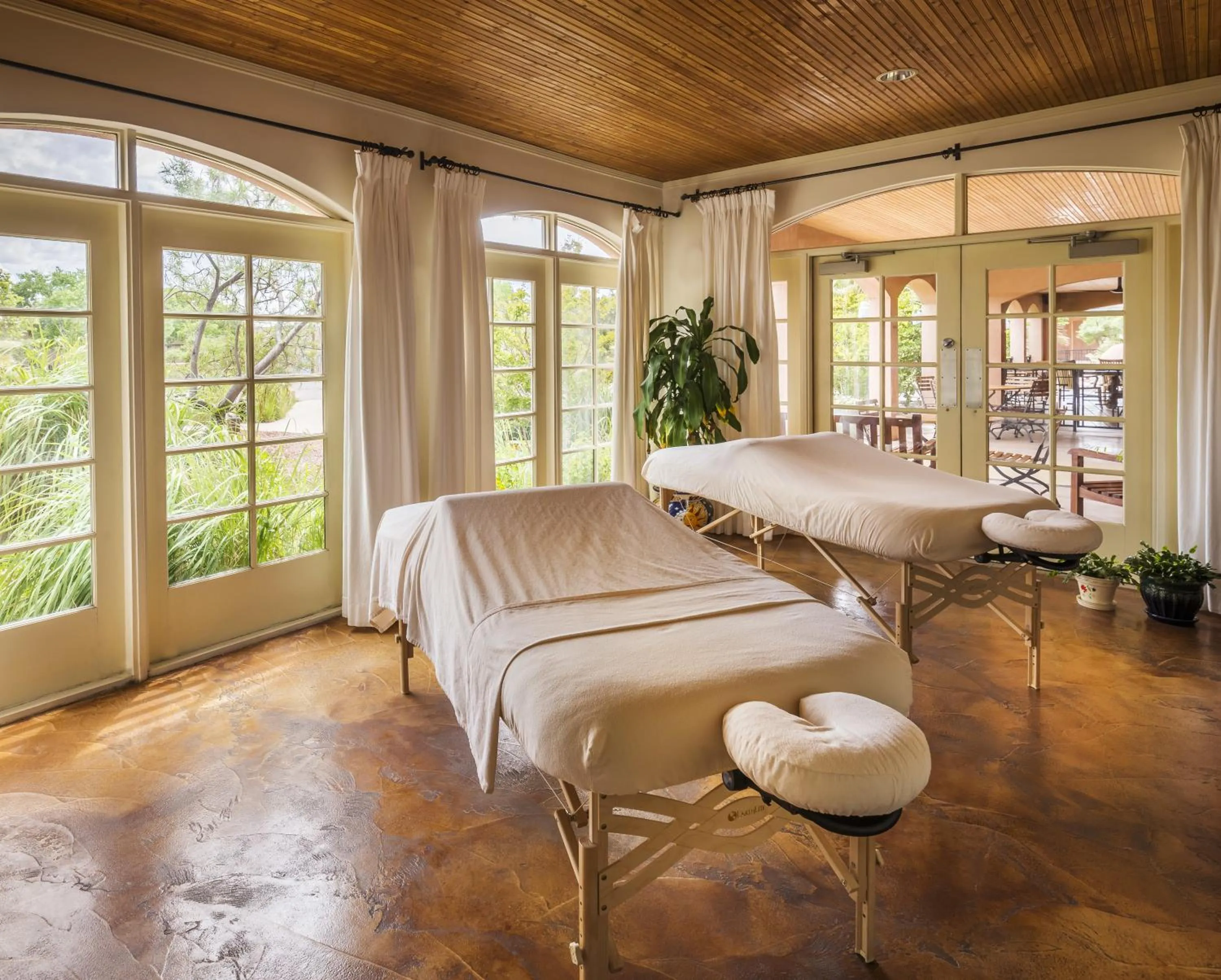 Massage in Sierra Grande, a Ted Turner Retreat