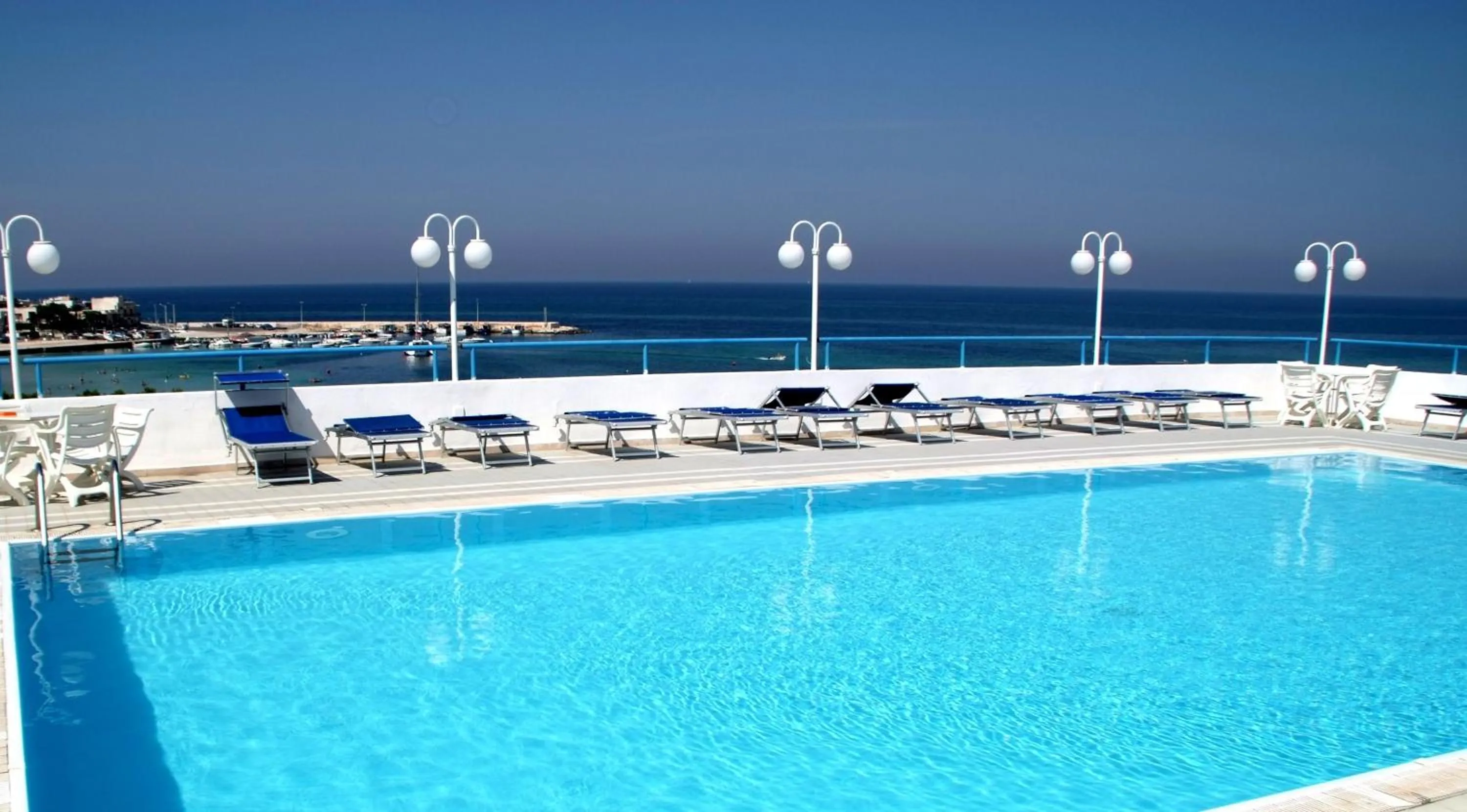 Swimming pool in Eden Beach Club