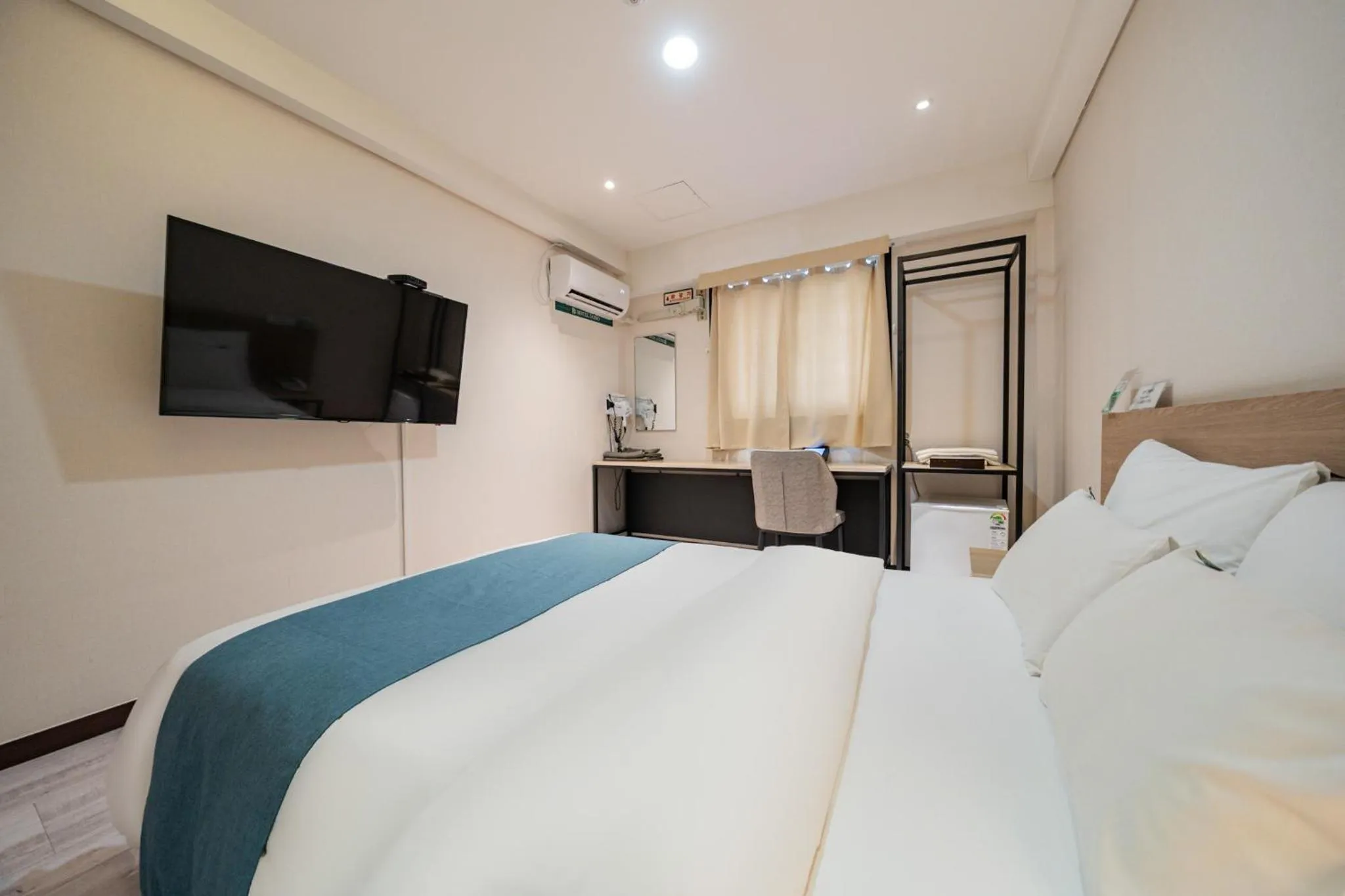 Bed in Suwon Dono1796 Hotel