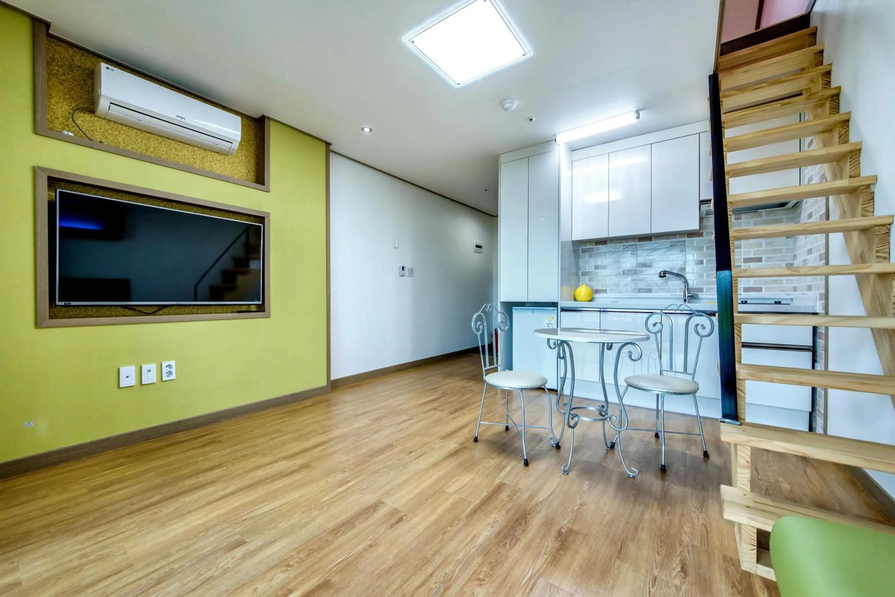 Decorative detail in Narsha Resort