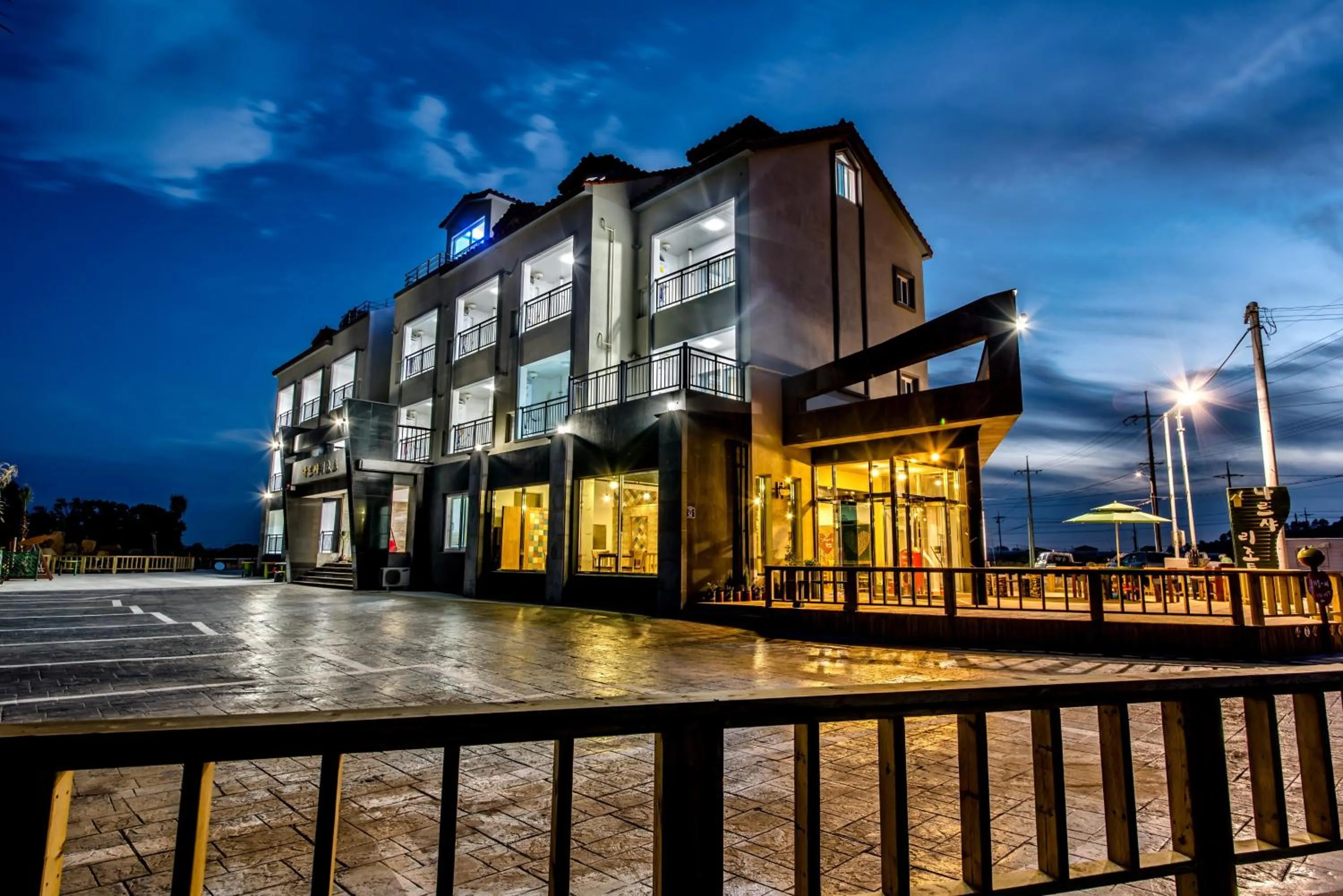 Facade/entrance in Narsha Resort