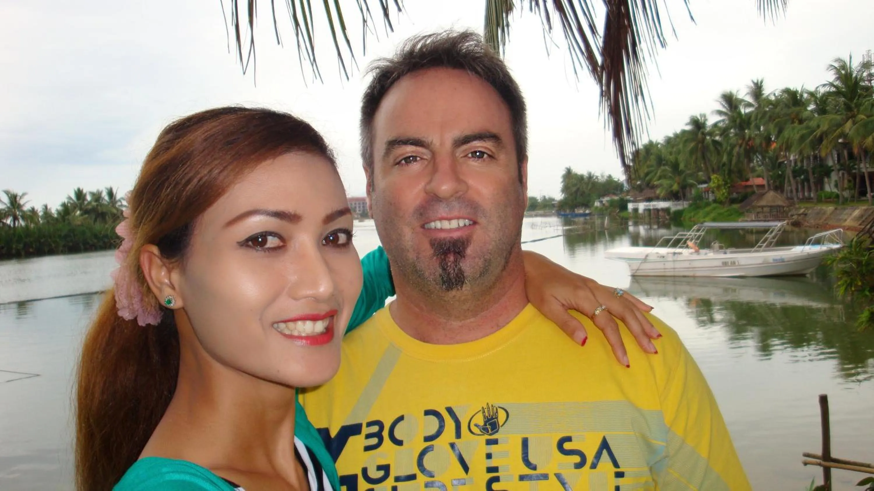 People in Saifon Villas 5 Bedroom Pool Villa