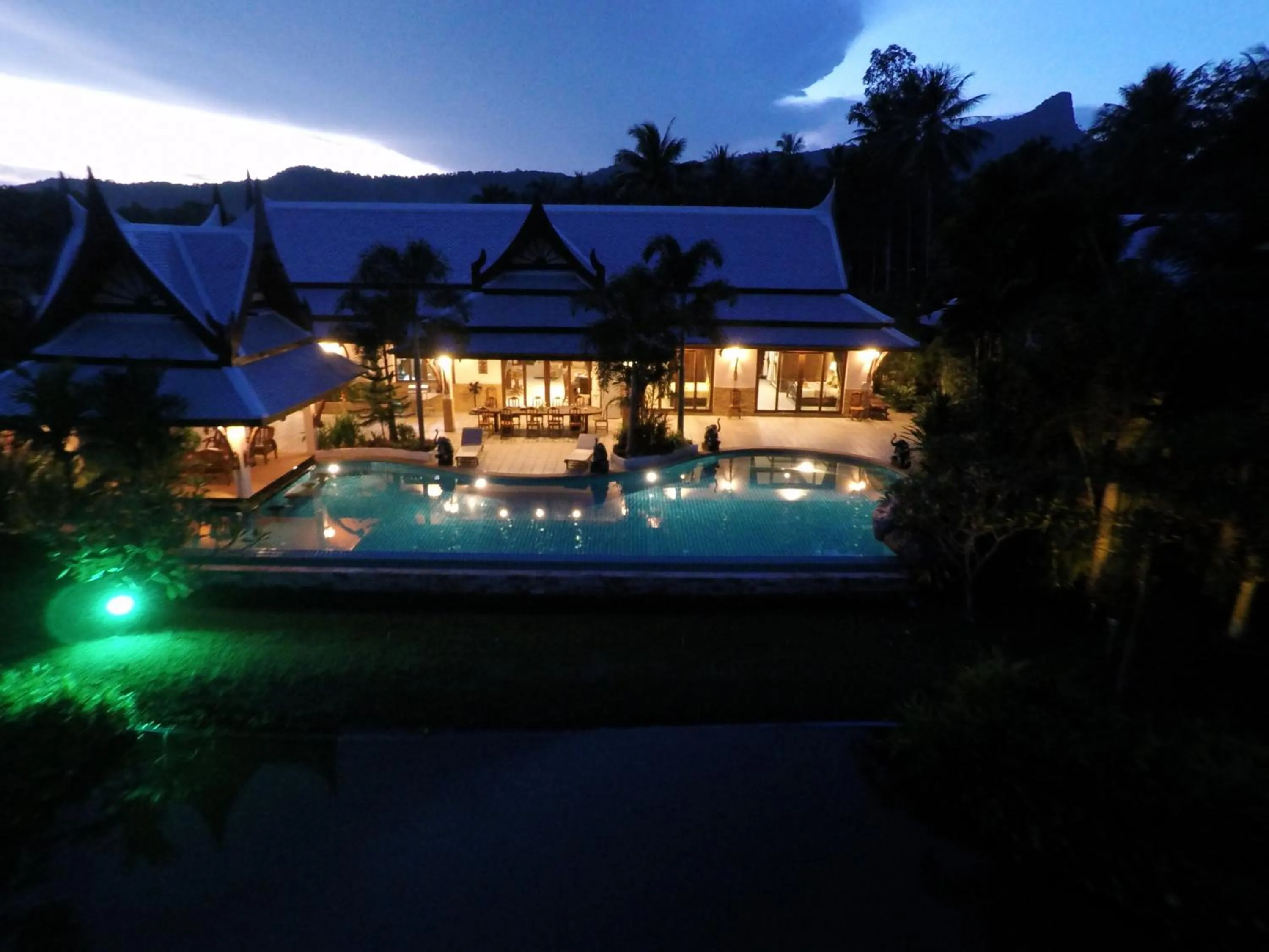 Property building in Saifon Villas 5 Bedroom Pool Villa