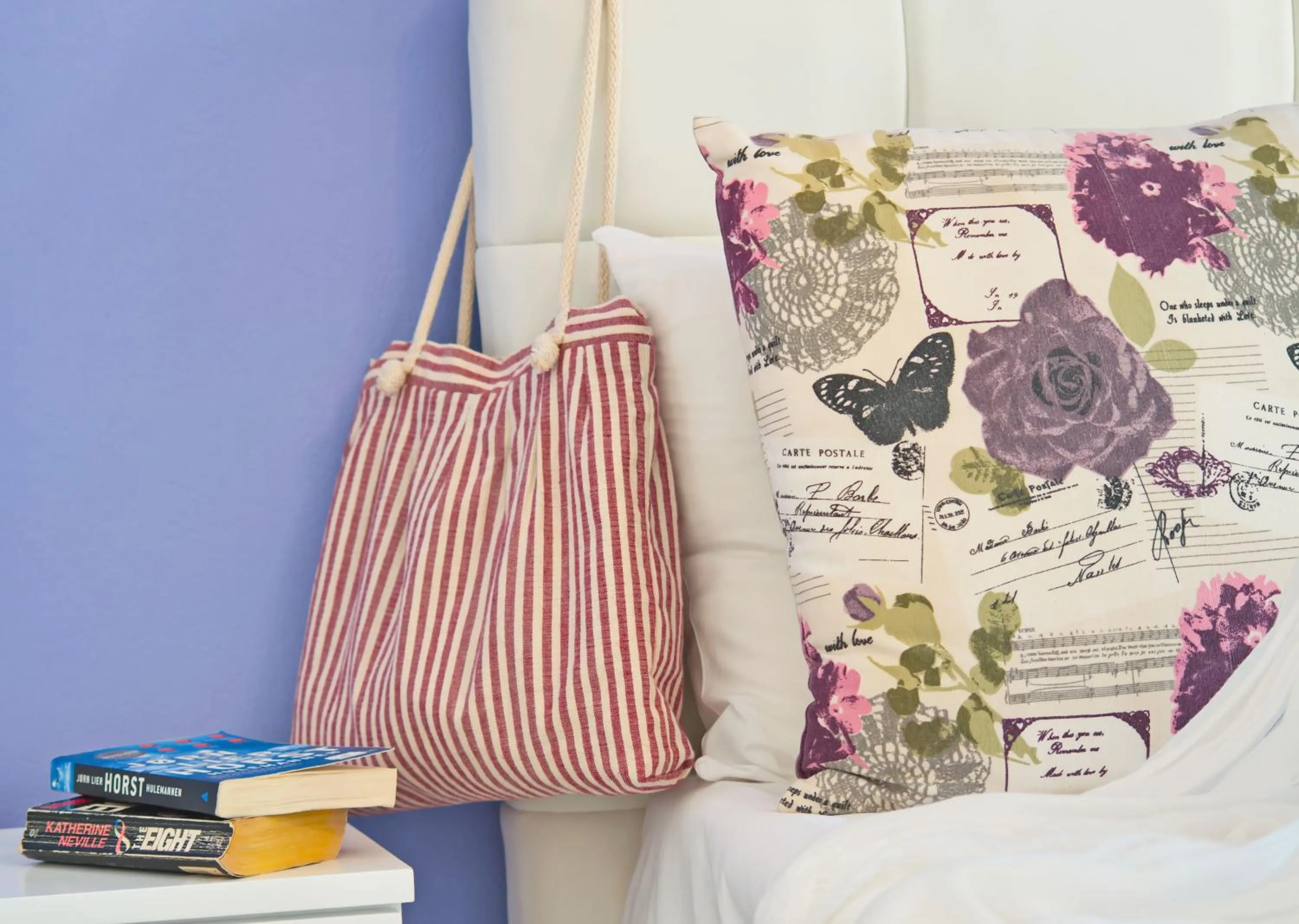 Decorative detail, Bed in Camara Hotel