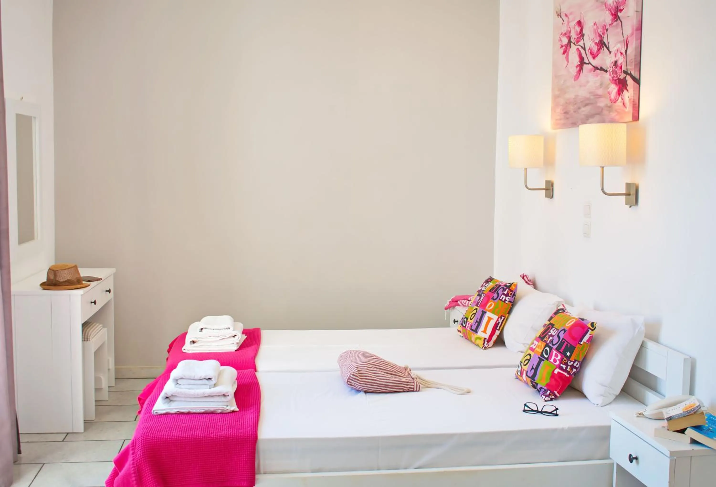 Bedroom, Bed in Camara Hotel