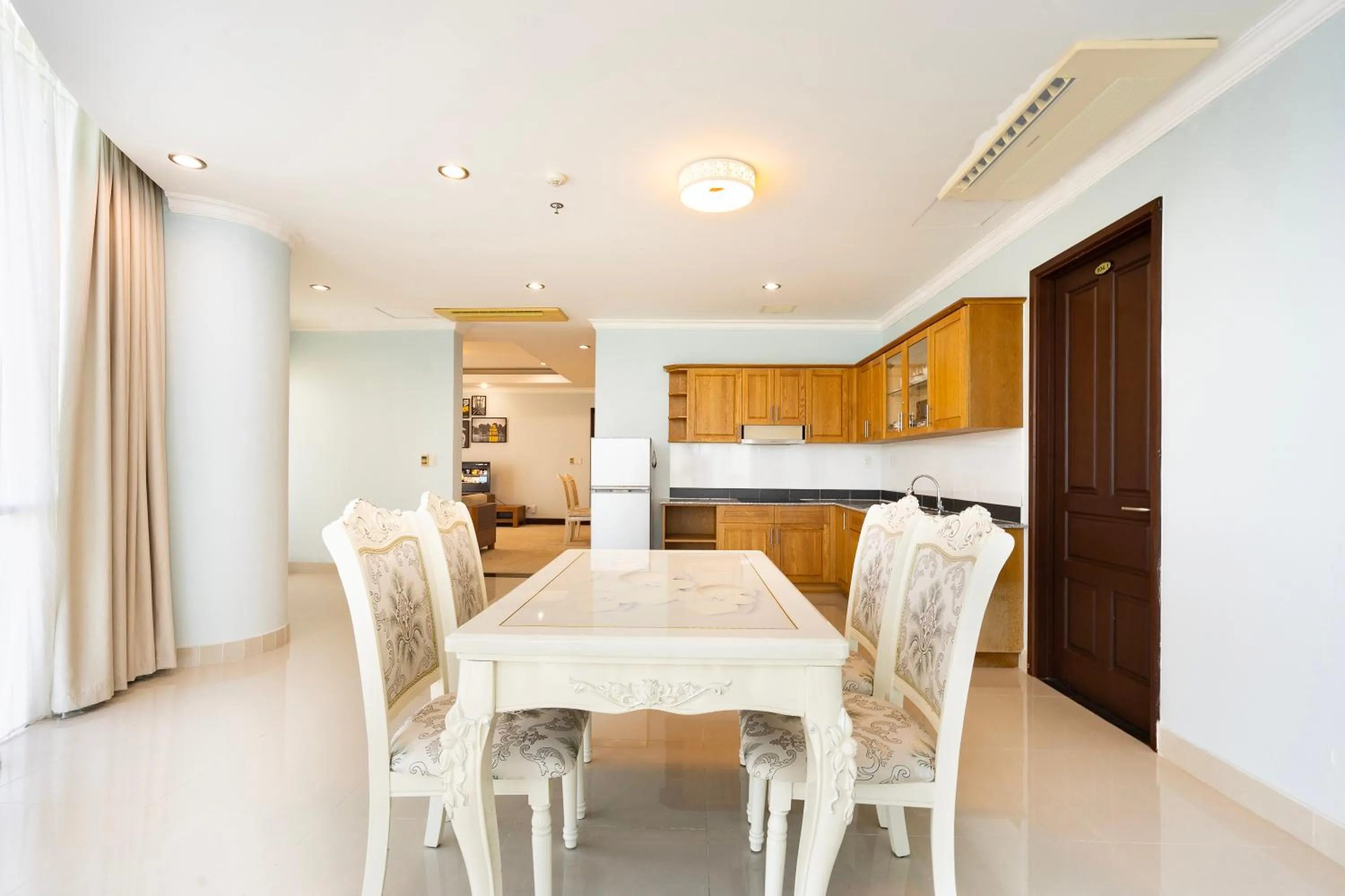 Kitchen or kitchenette in PHU MY HARBOUR HOTEL - Old Golf Phu My Hotel