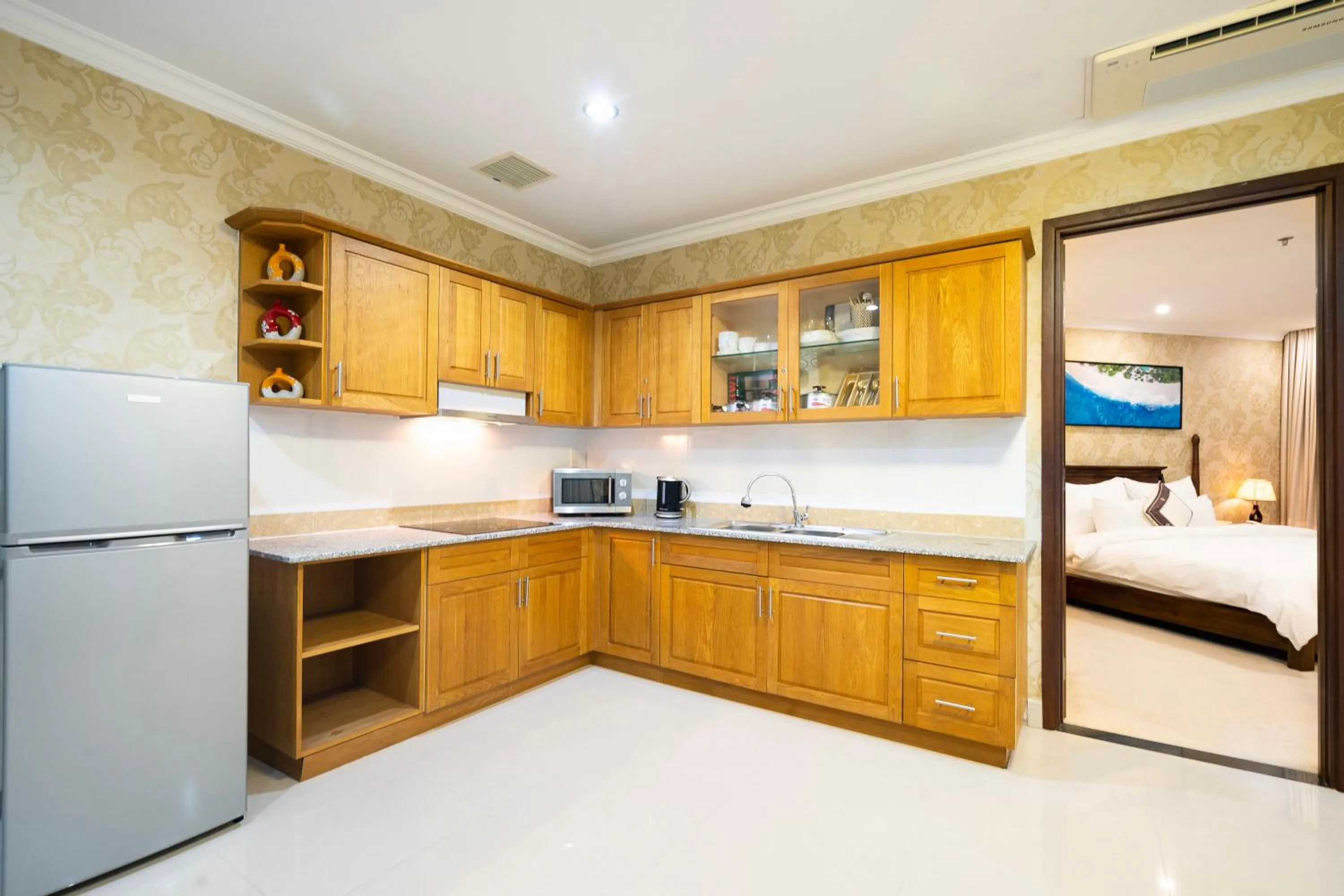 stove in PHU MY HARBOUR HOTEL - Old Golf Phu My Hotel