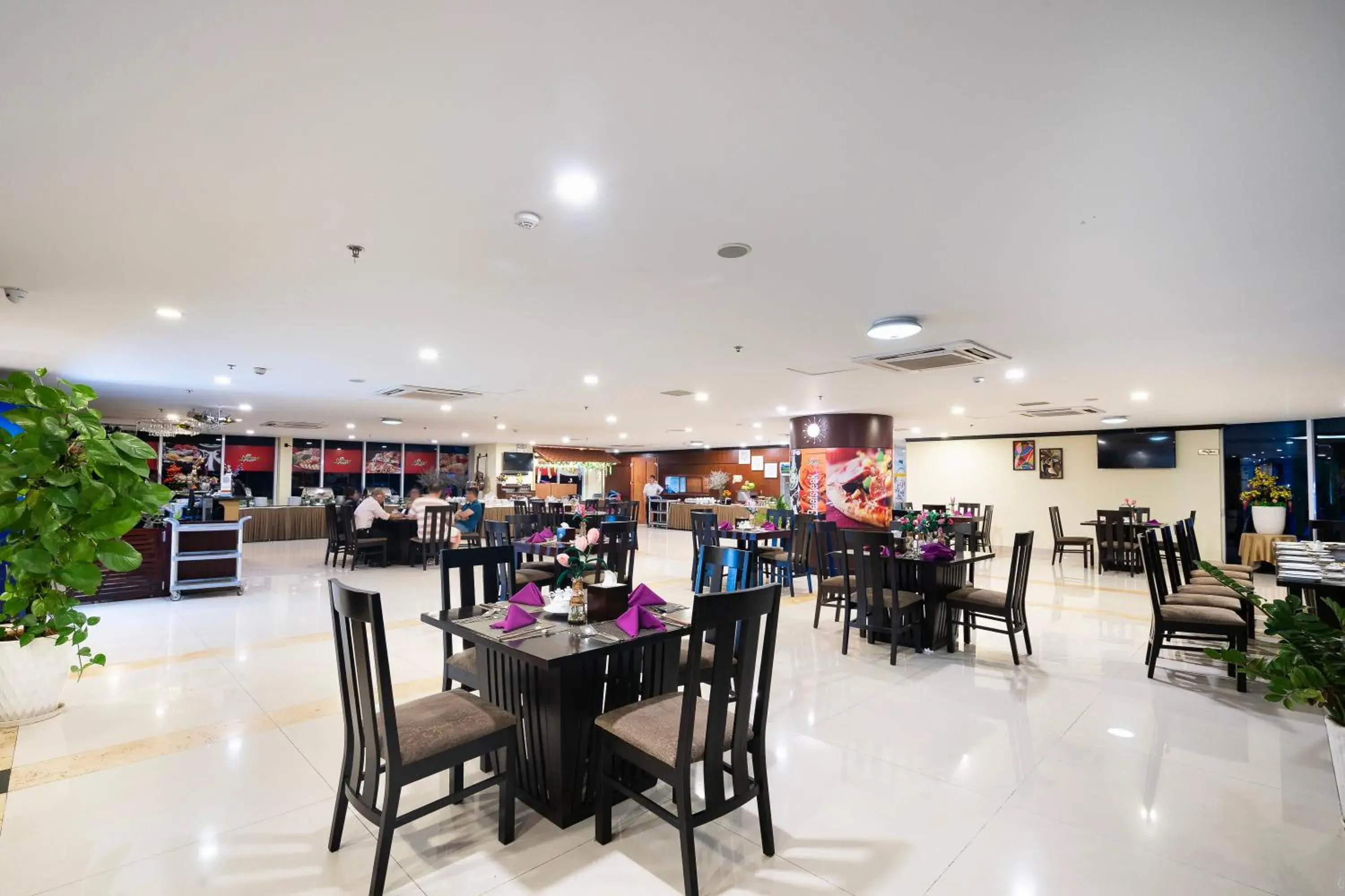 Restaurant/places to eat in PHU MY HARBOUR HOTEL - Old Golf Phu My Hotel Restaurant/places to eat in PHU MY HARBOUR HOTEL - Old Golf Phu My Hotel