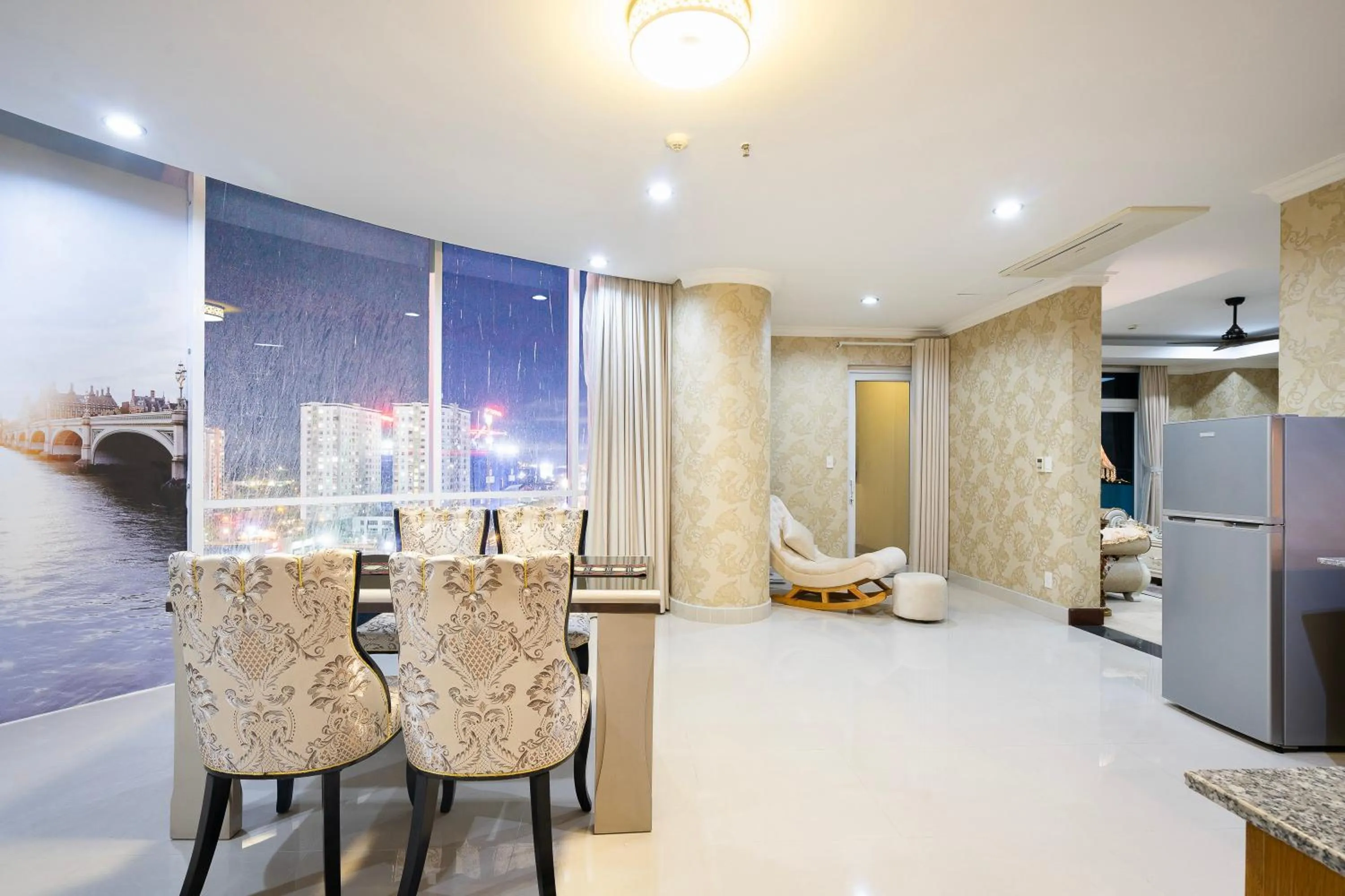 Seating area in PHU MY HARBOUR HOTEL - Old Golf Phu My Hotel