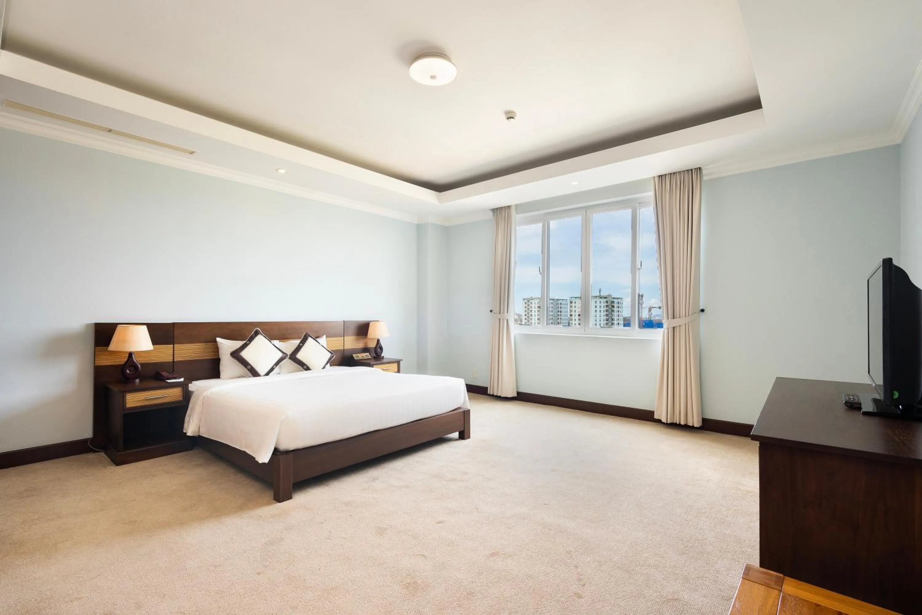 Bed in PHU MY HARBOUR HOTEL - Old Golf Phu My Hotel