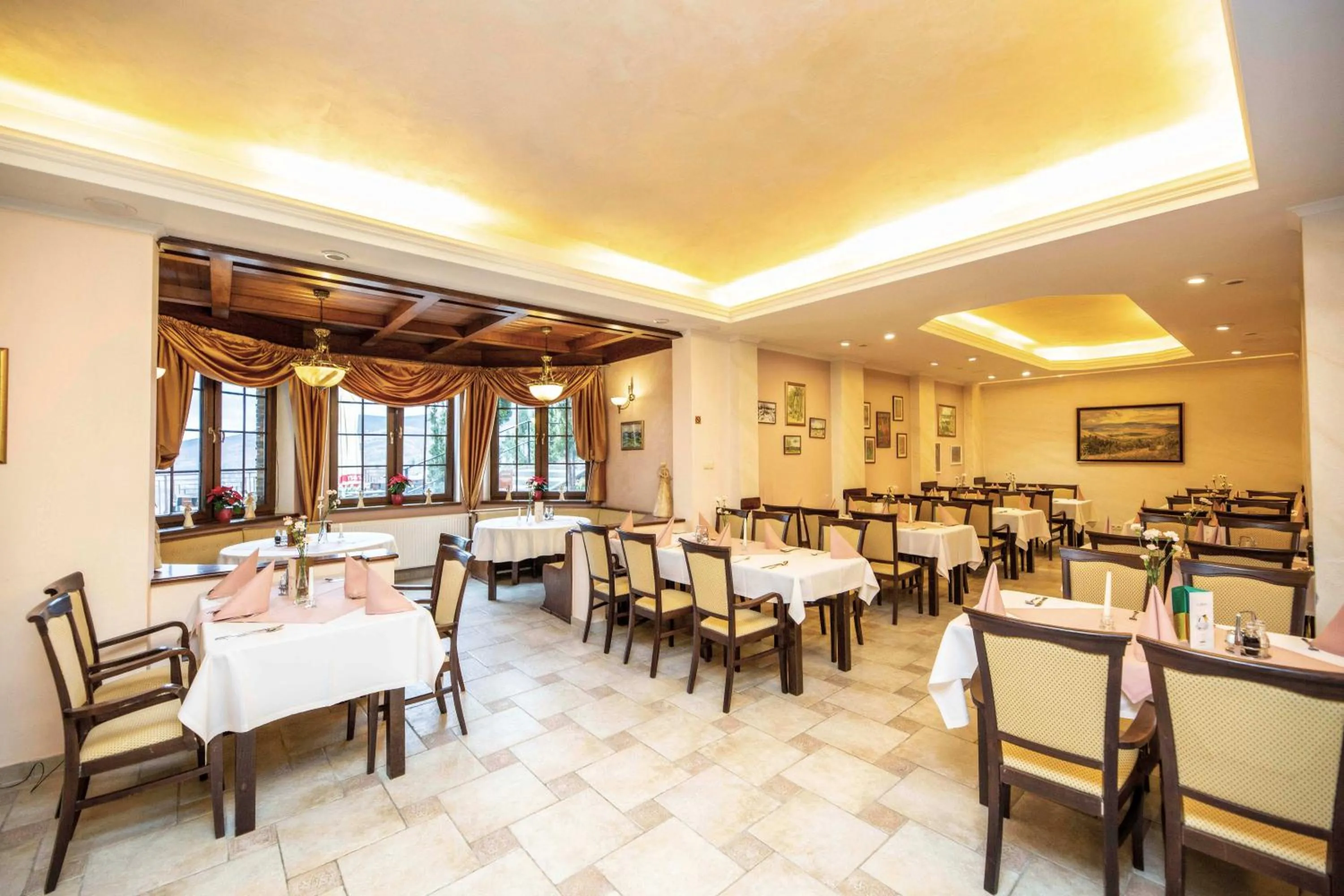 Restaurant/places to eat in Hotel Dziki Potok Karpacz Konferencje & SPA