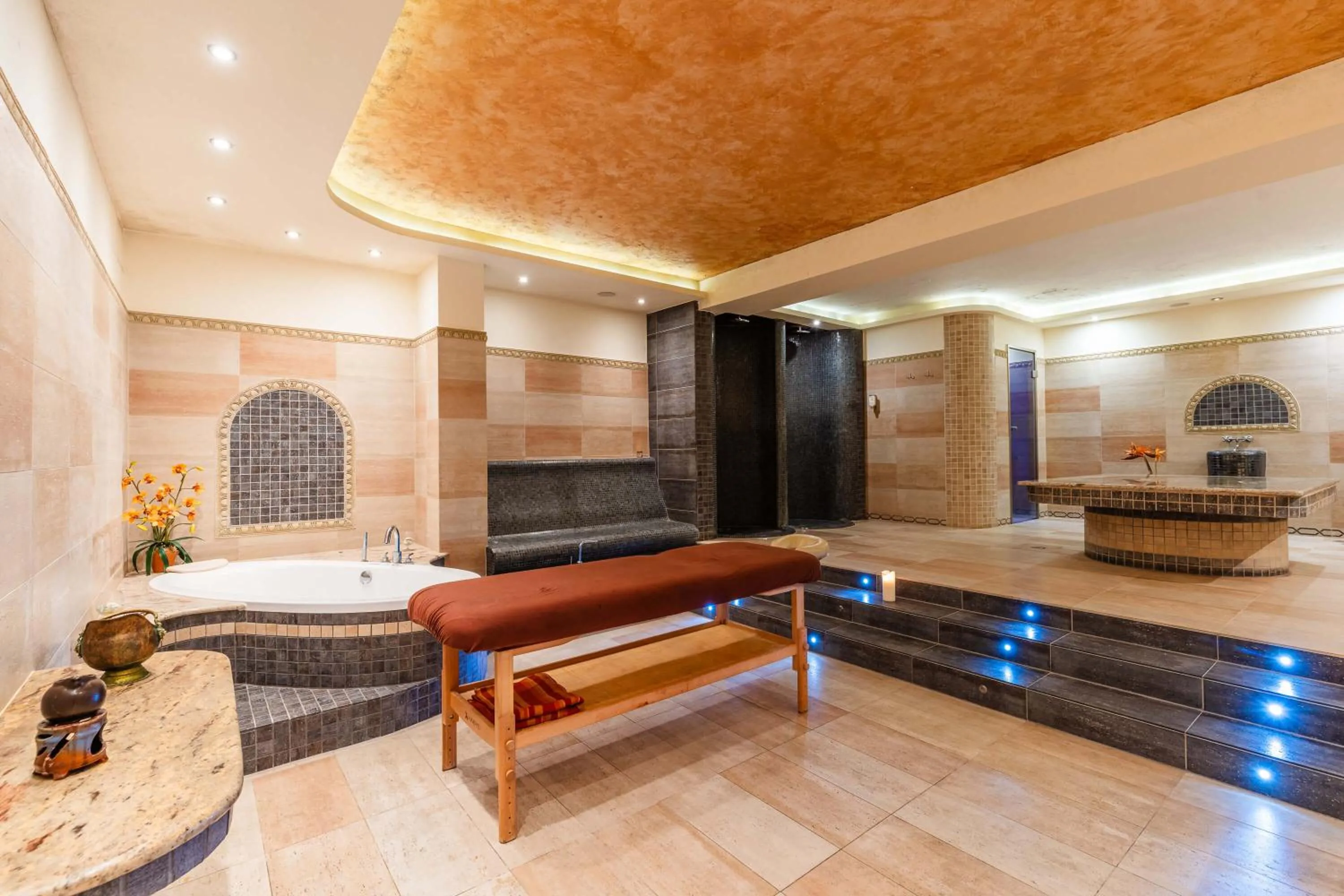 Steam room in Hotel Dziki Potok Karpacz Konferencje & SPA